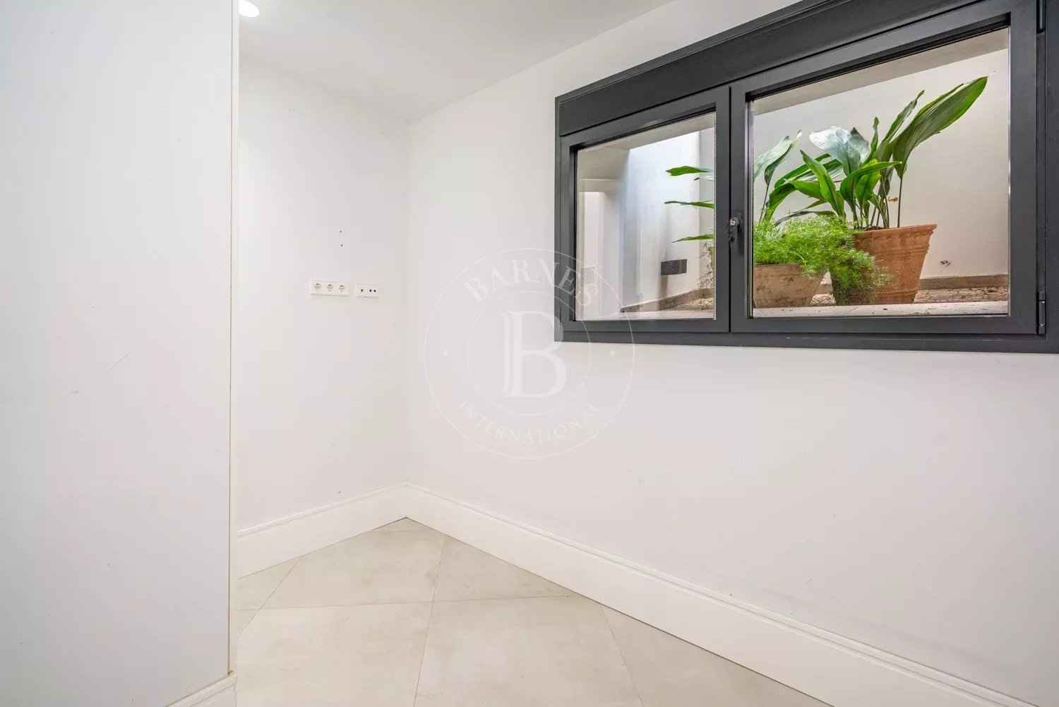 27710da1a6ca3de0406bf30c7dd80bbc 503634adb8 1500 original - Attribut alt par défaut.