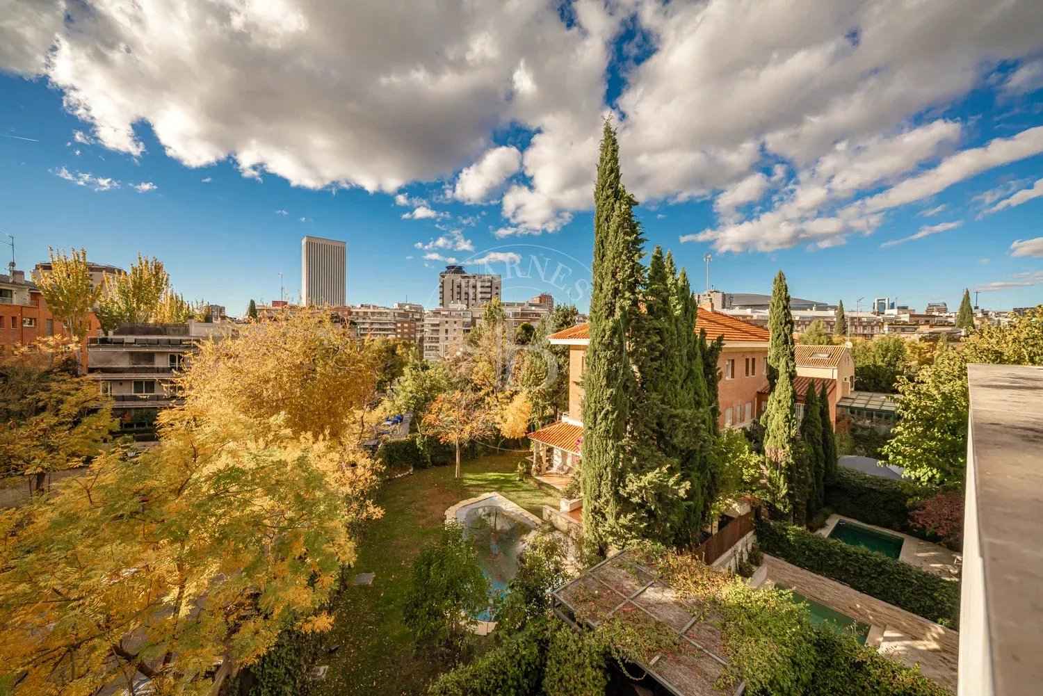 C57b73eb3400728940bbd030cf1bcca0 3b42604349 1500 original - Attribut alt par défaut.