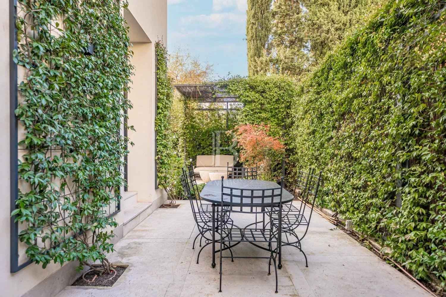 4c9b18e6da88e4cbef2c028c9ef77066 6a417d1cc2 1500 original - Attribut alt par défaut.