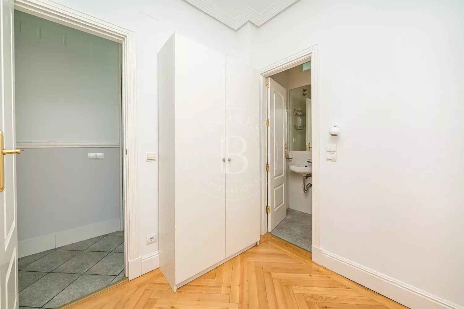 09a92fcd6b3905a342301a0b6a3c62e2 37b187793a 1500 original - Attribut alt par défaut.