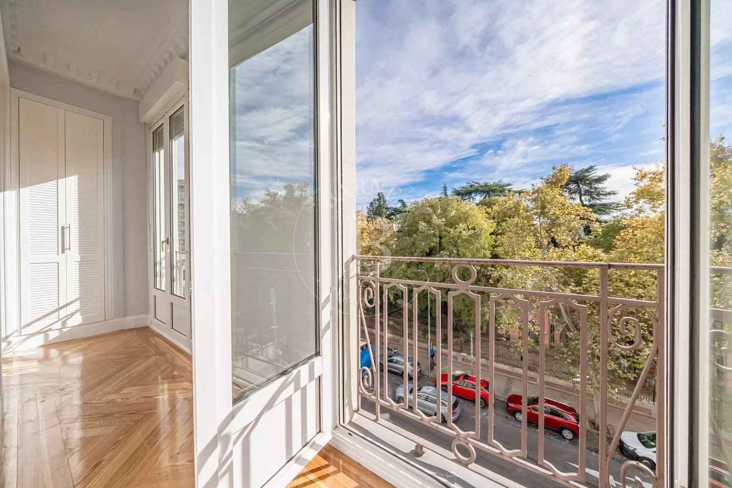 23964cdec89443e106c88e1cb271e569 3e28b9b7f4 1500 original - Attribut alt par défaut.