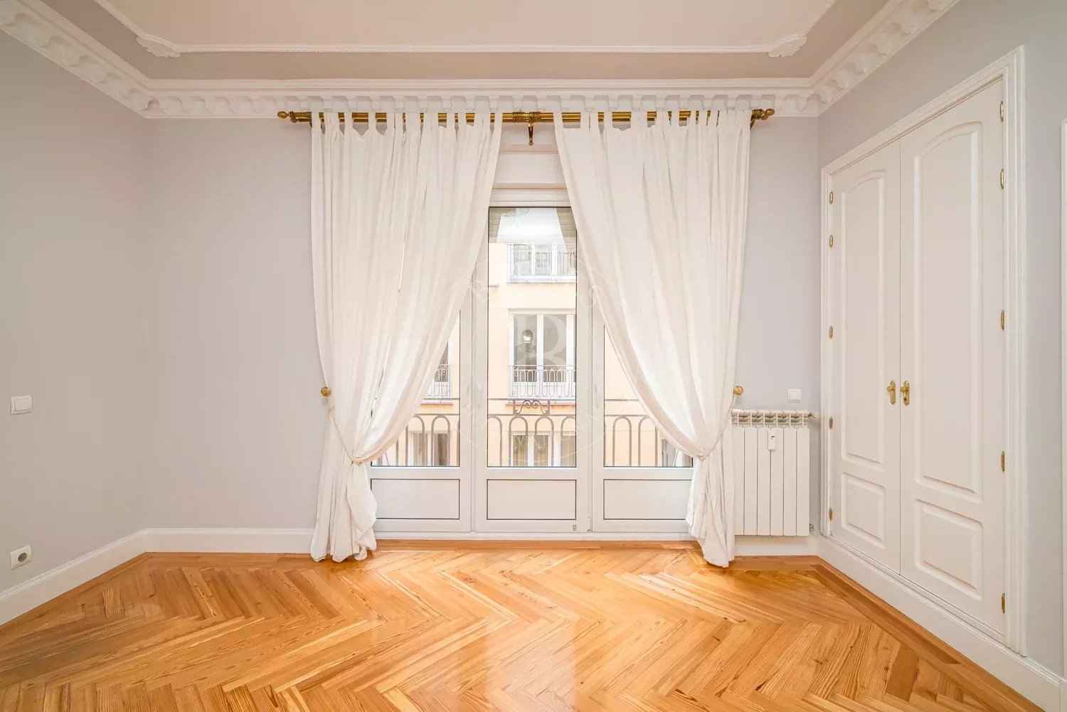 7e357adfd4f56f8af25b698e875f907d ea53b58ceb 1500 original - Attribut alt par défaut.