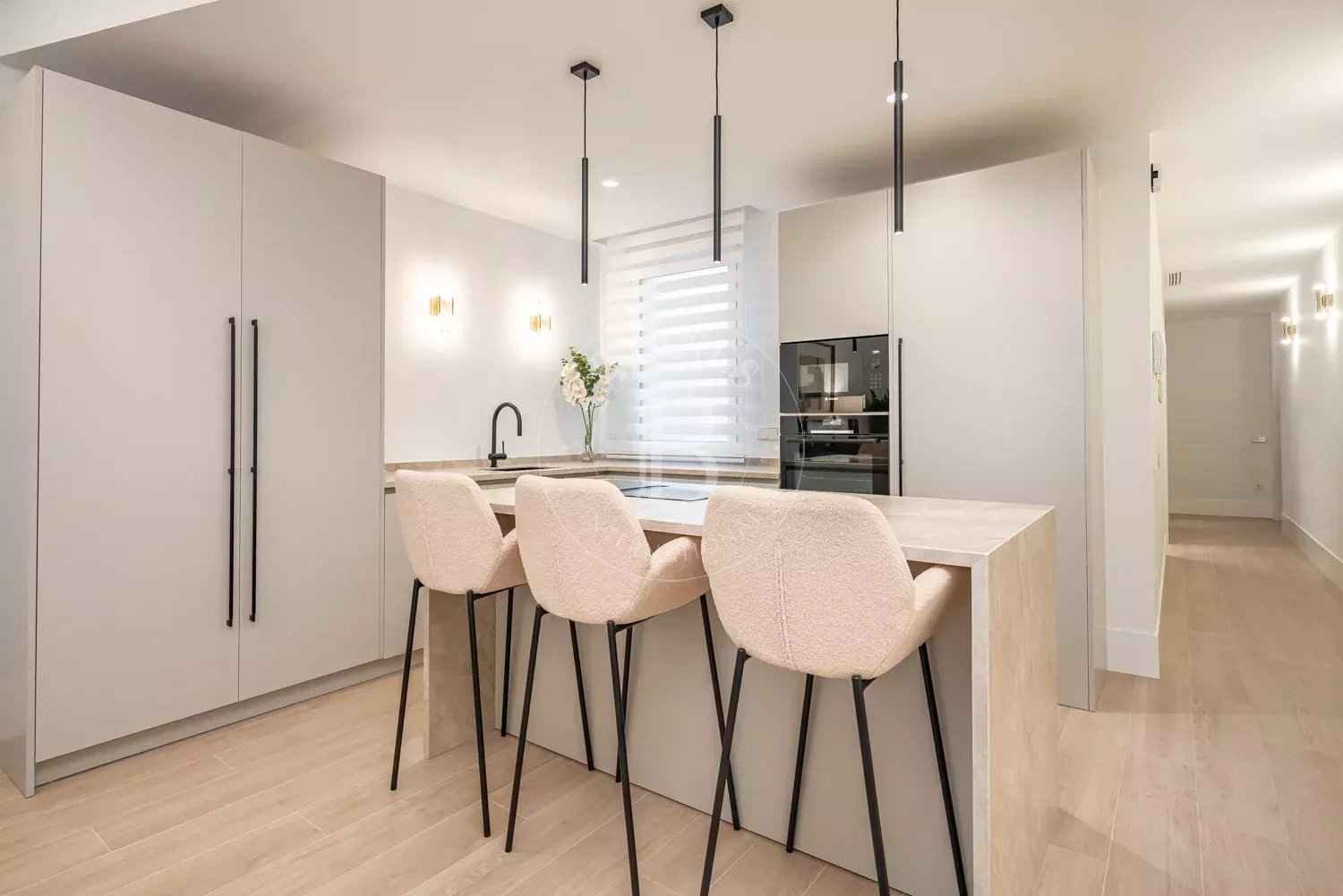 67b8ddc40e7a0ca4eb1b1102c43980f6 71f88ef438 1500 original - Translation missing: en.helpers.application.image_tag.default_alt