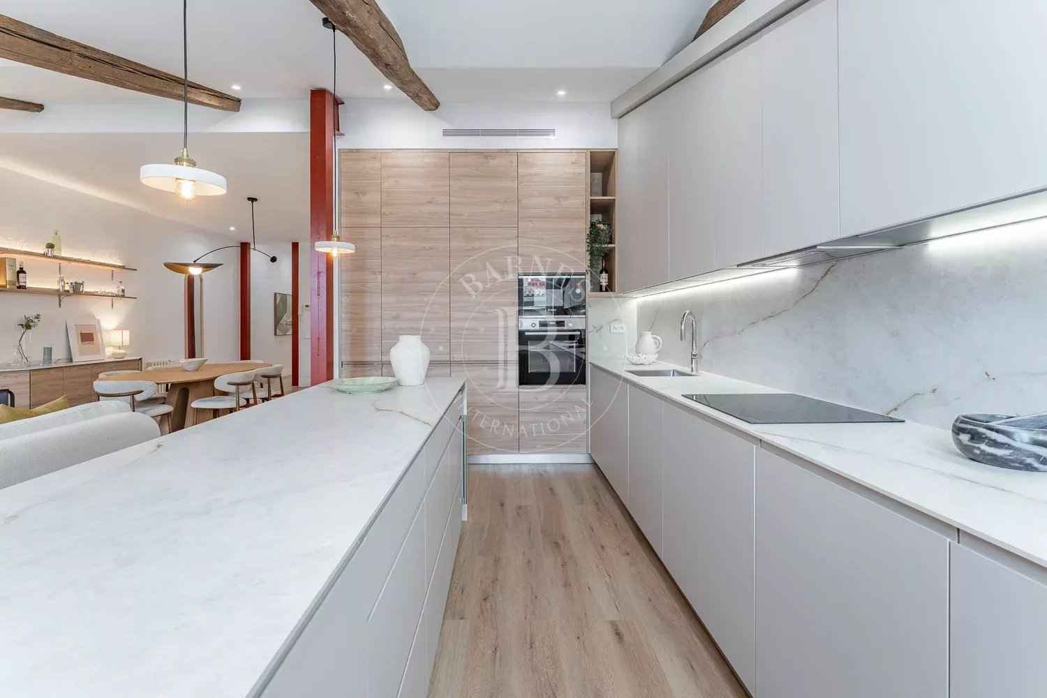 5e23c3bceb28cbcde132b8d5e46b8070 8934b4fe1a 1500 original - Attribut alt par défaut.