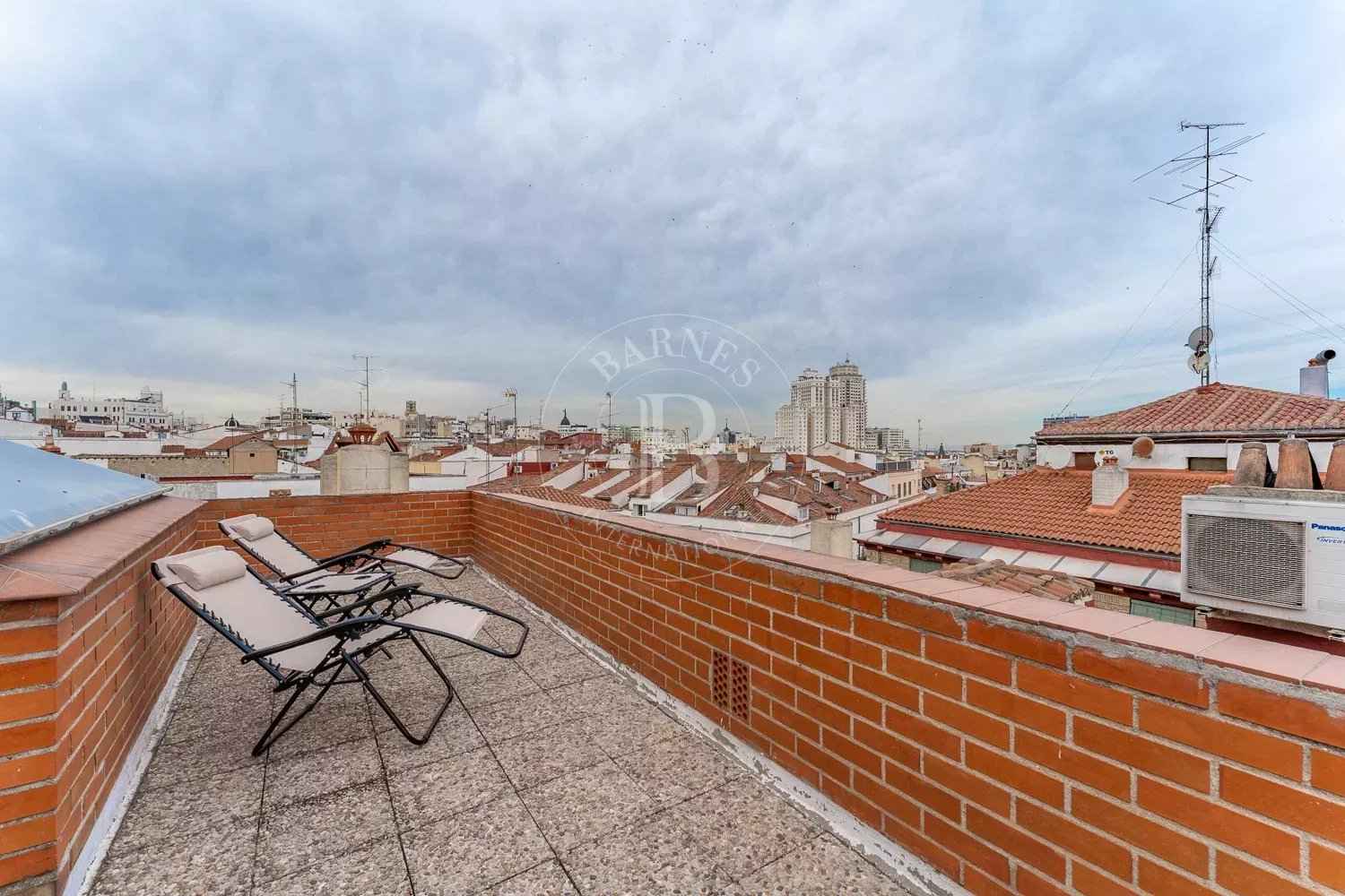 D71ae790ef67aadac7e07ce911022a3c f34ba0b428 1500 original - Attribut alt par défaut.