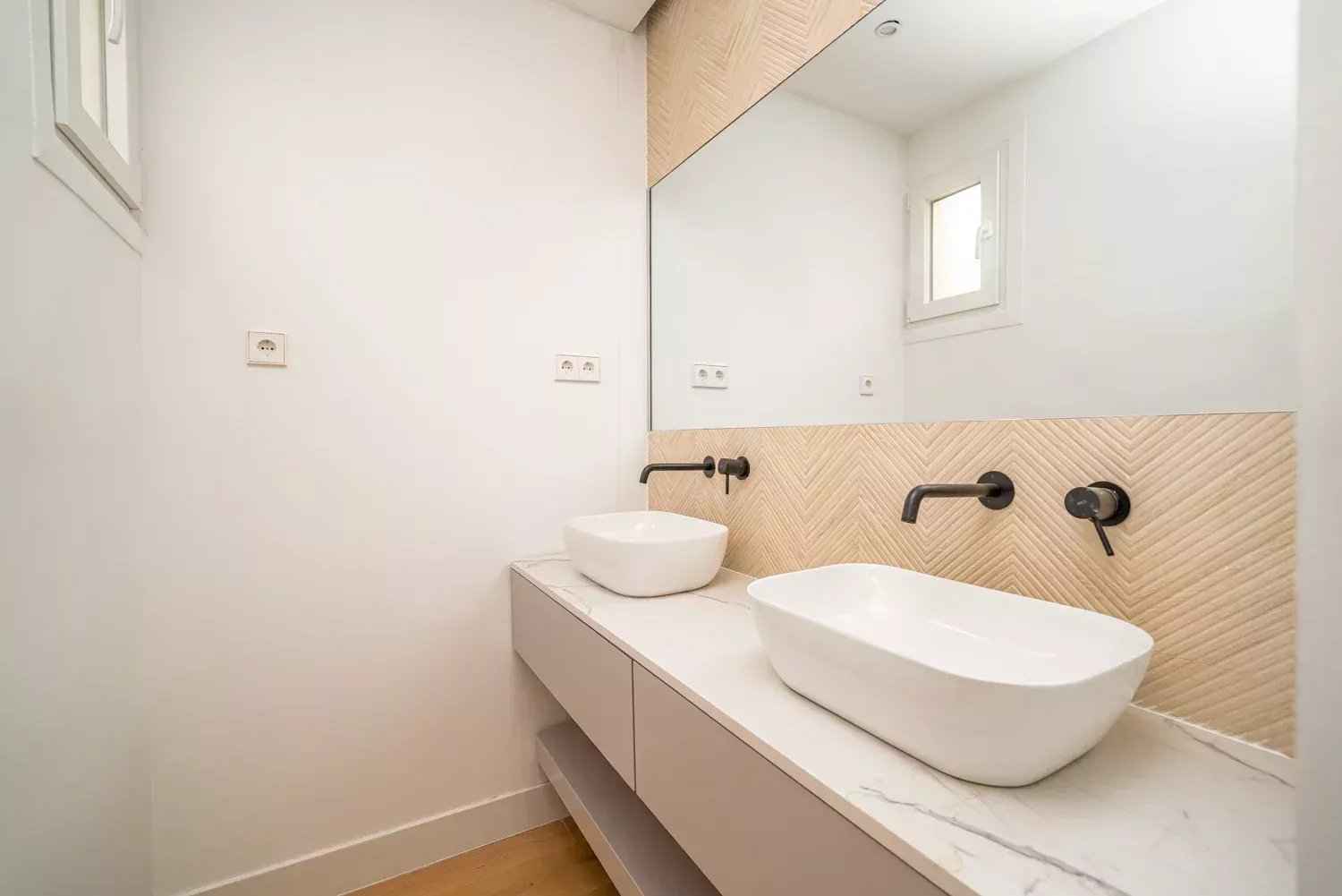 8055bde34b838bf138ef971e4b5c5cb6 1a3d9291f9 1500 original - Attribut alt par défaut.