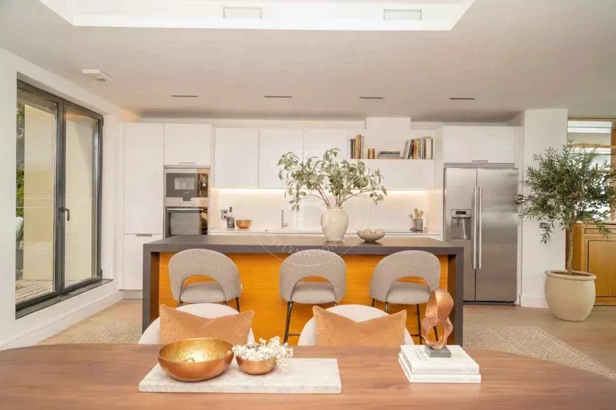 386c9bc46105bd17045a4dc4aef62853 fa5462bfef 1248 original - Attribut alt par défaut.