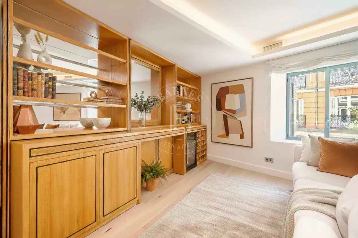 210edce33744cfdb6fe79ac67b01c945 4f5943b5a4 1248 original - Attribut alt par défaut.