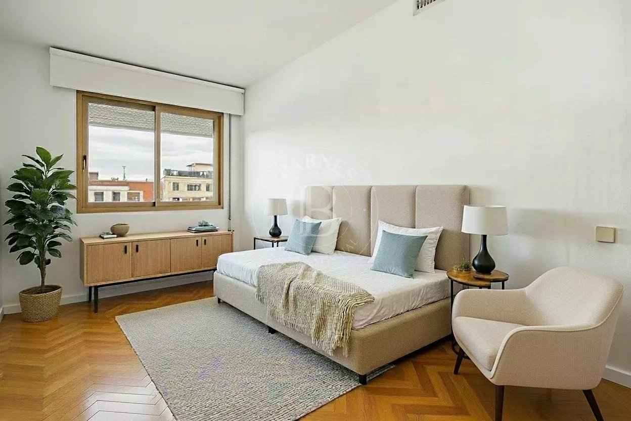 5c1cc7a49e0a155687955a96693571e2 74b92a7d57 1248 original - Attribut alt par défaut.