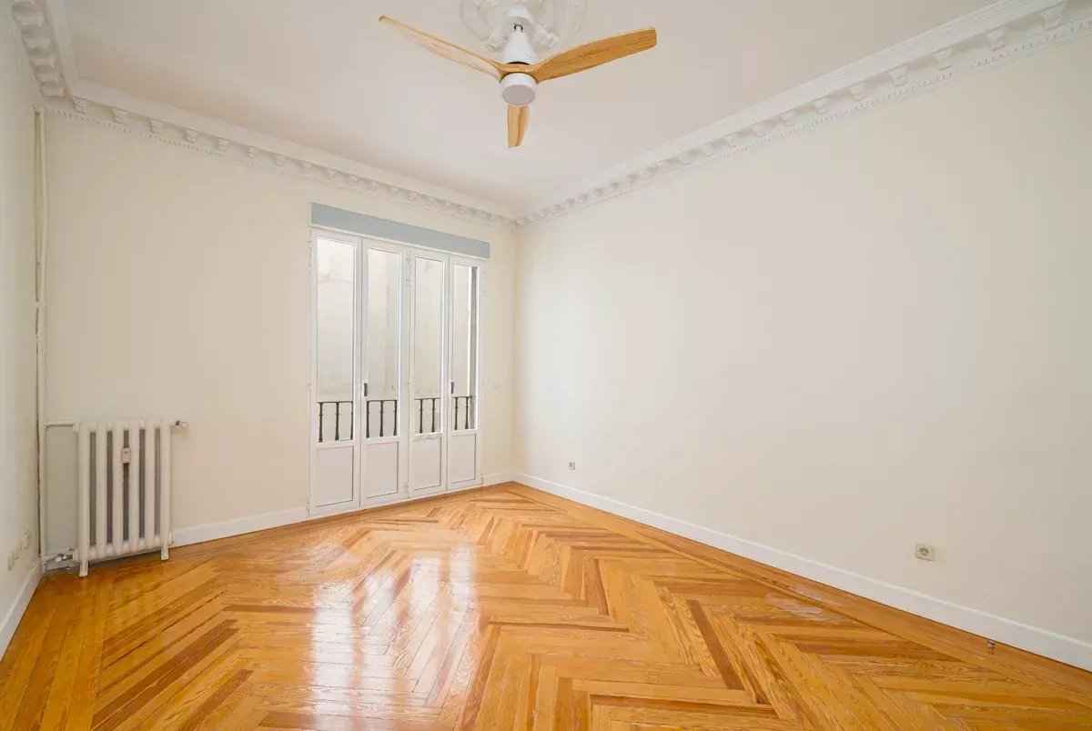 Ad977598321550303e788e655c7ade5b becc7d63d7 1200 original - Attribut alt par défaut.