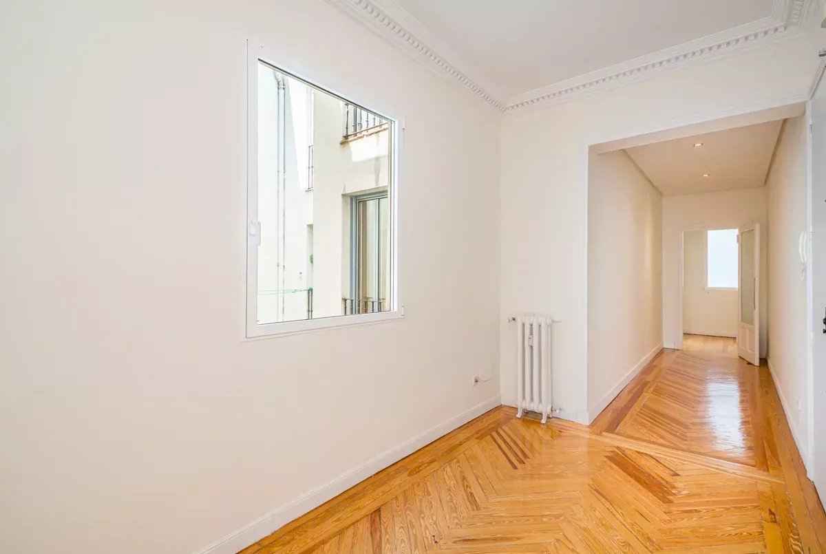 2f9969a26f501c5310094b7b60008535 018671e74c 1200 original - Attribut alt par défaut.