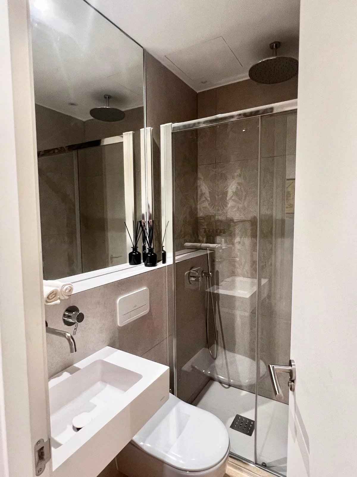 0b275d102355f162dd4c944fe150b446 fc6009f5a8 1600 original - Translation missing: en.helpers.application.image_tag.default_alt