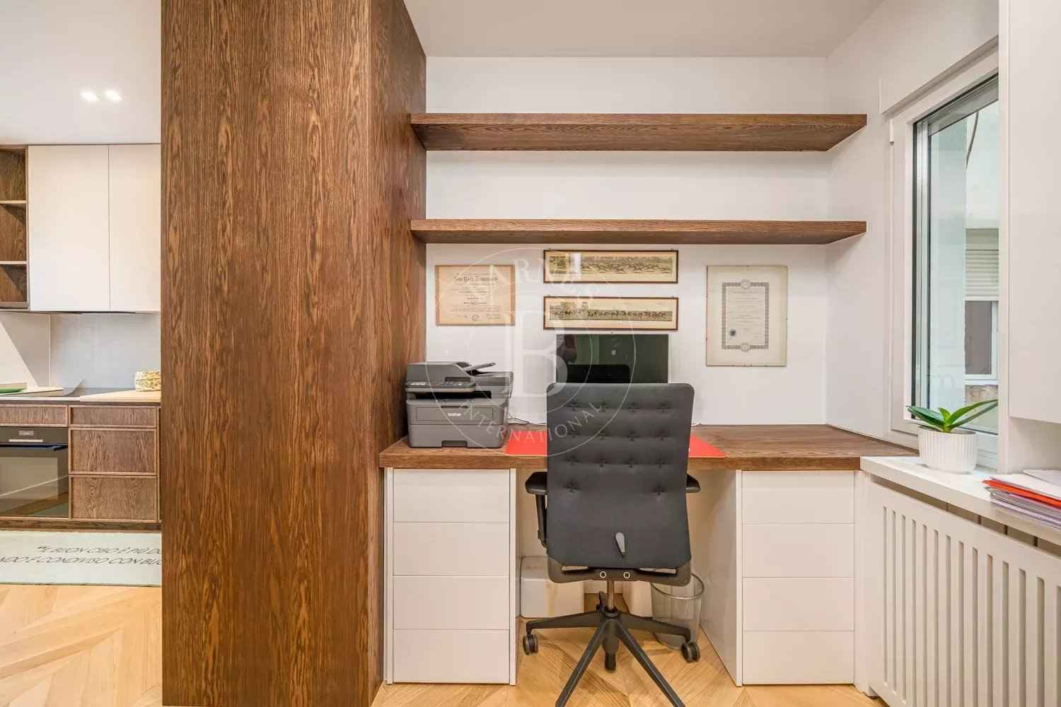 1eff903ed6aba6aa3c33f14f03627582 cc5fc5880c 1500 original - Attribut alt par défaut.