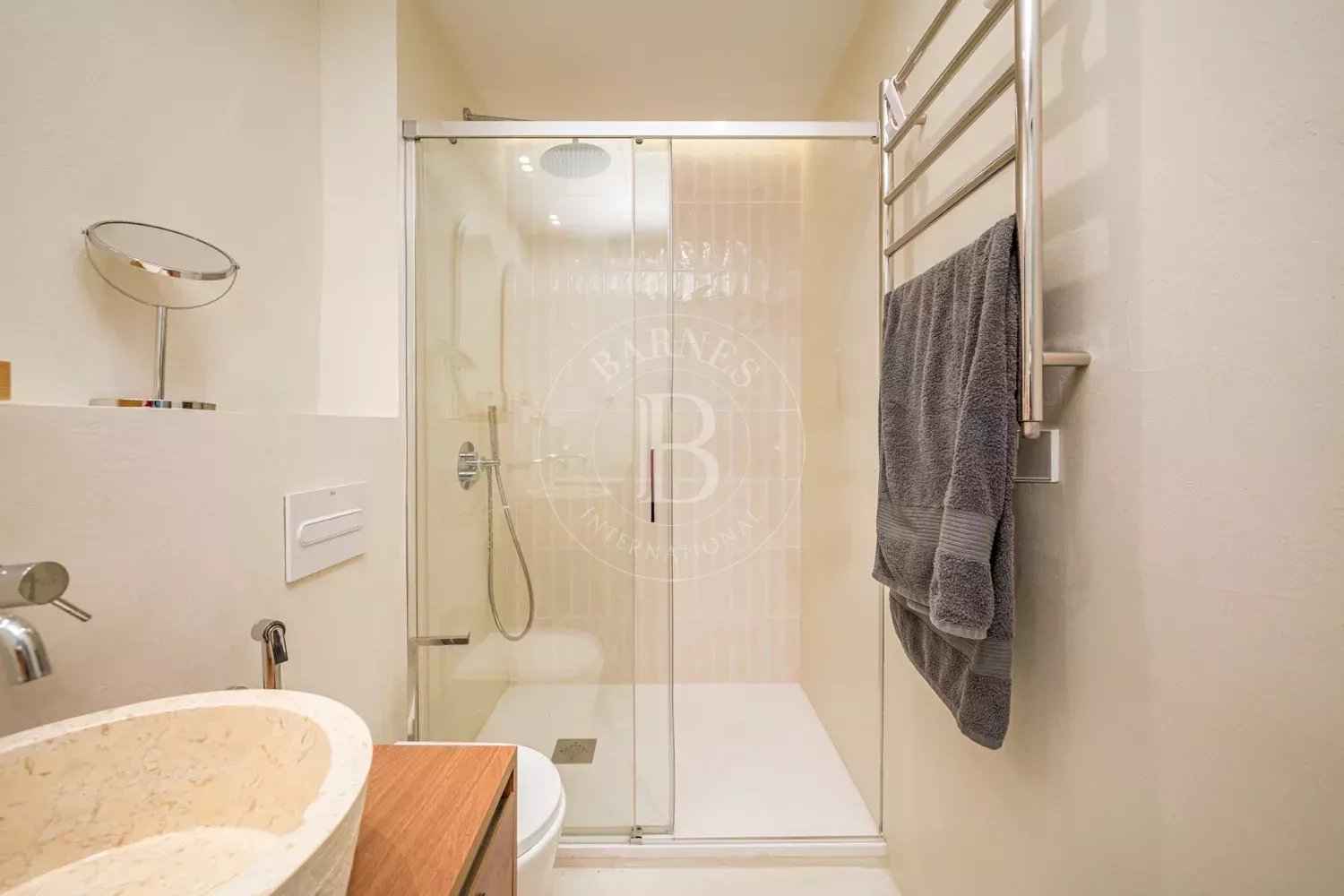 B9f405250584e24eea62fe9b812675f3 597afa1176 1500 original - Attribut alt par défaut.