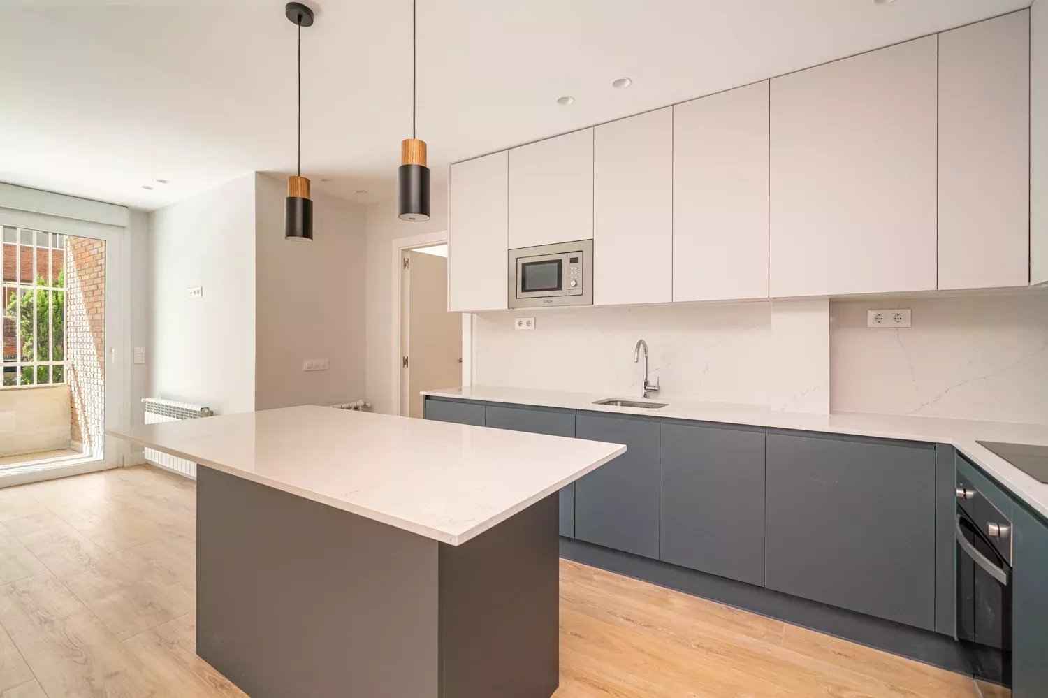 Cdc446e04c3169599e4e14d357da0c93 26d99dc20a 1500 original - Translation missing: en.helpers.application.image_tag.default_alt