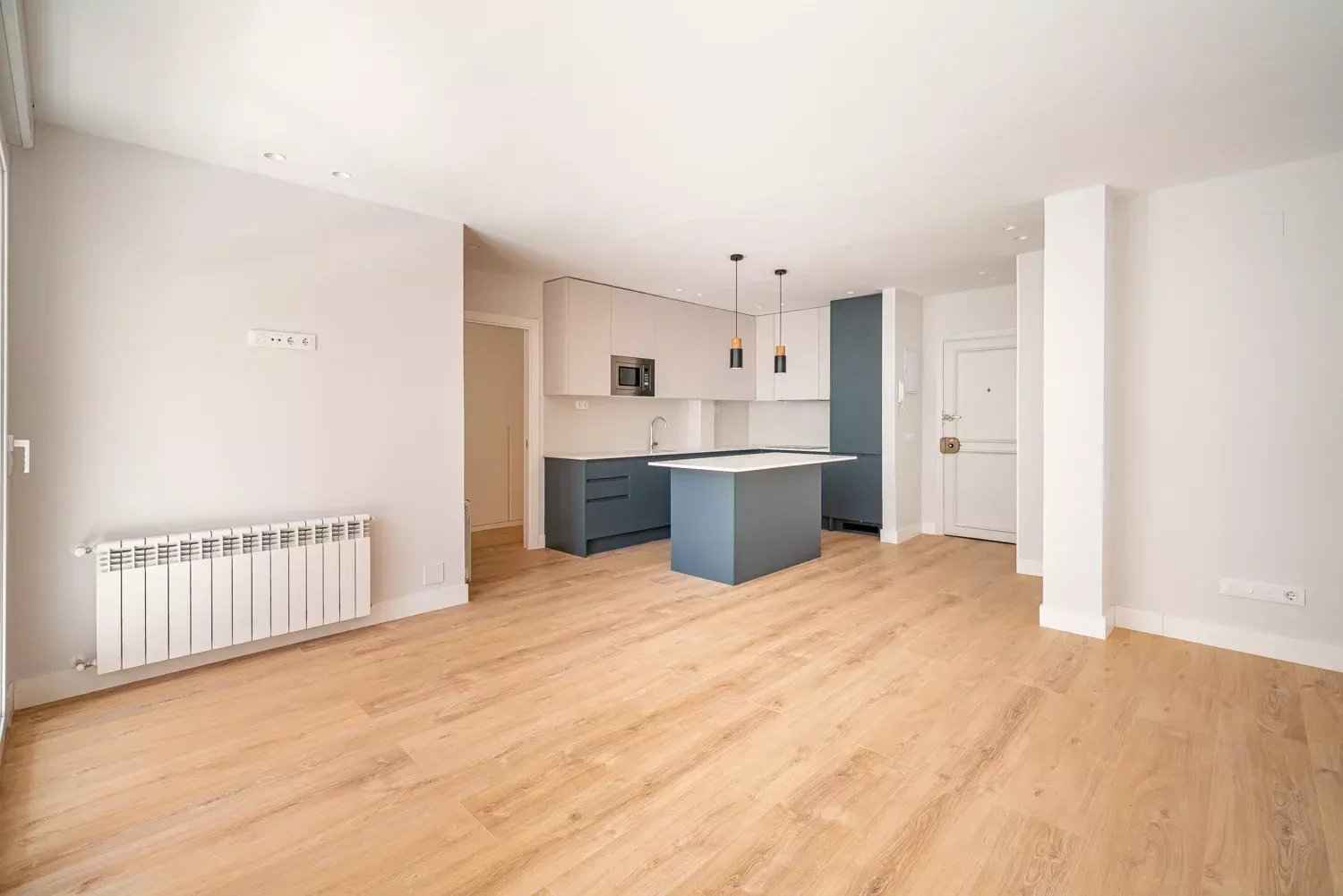 30ab980b8f3226936af5806b126a811a 1b24b175f7 1500 original - Translation missing: en.helpers.application.image_tag.default_alt