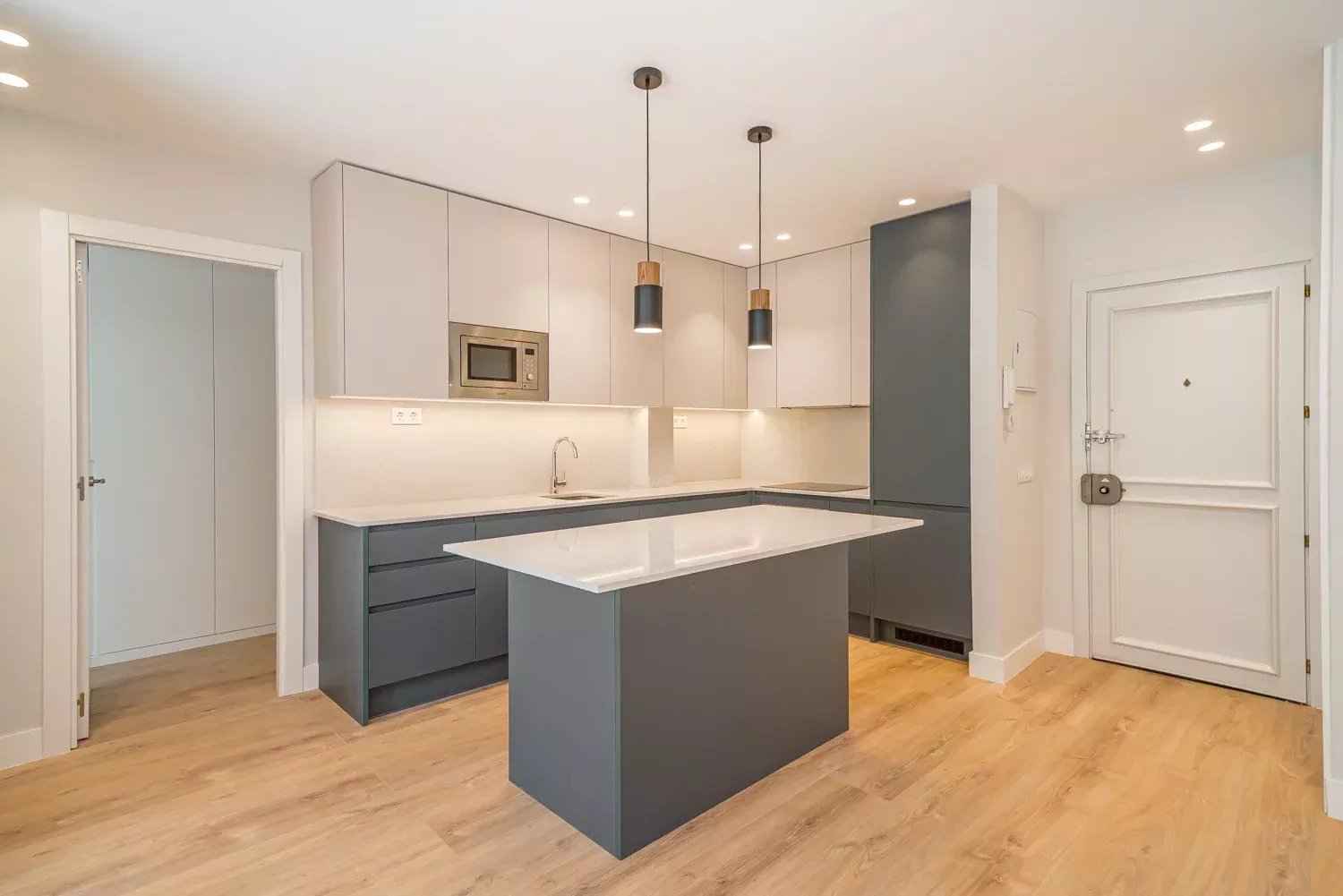 42ac38a0804ffae5af0453dccf2f259c a5d87743d6 1500 original - Translation missing: en.helpers.application.image_tag.default_alt