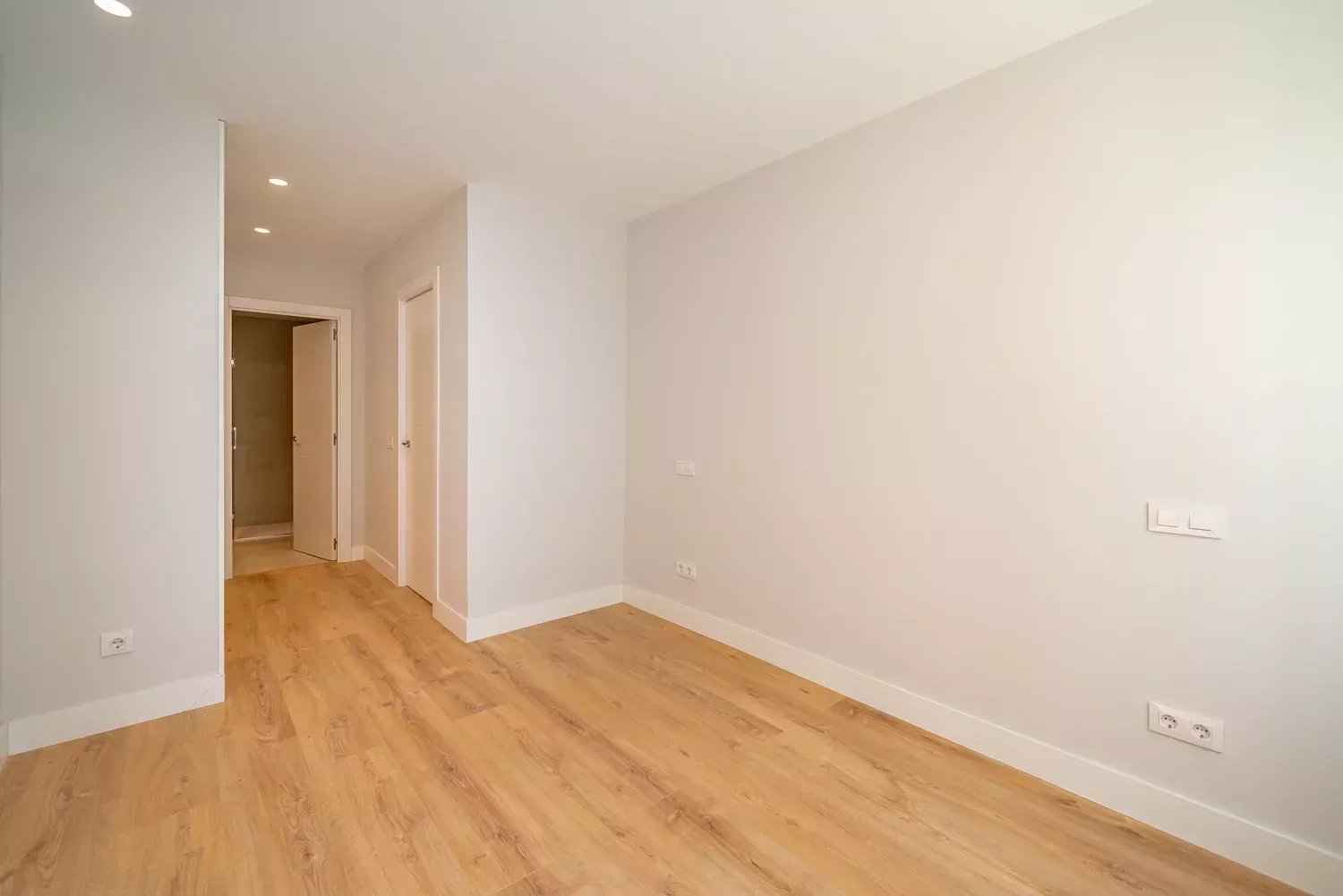 A9ff120ec2832f749c399944f4ed08f5 e0bbdebf5b 1500 original - Translation missing: en.helpers.application.image_tag.default_alt