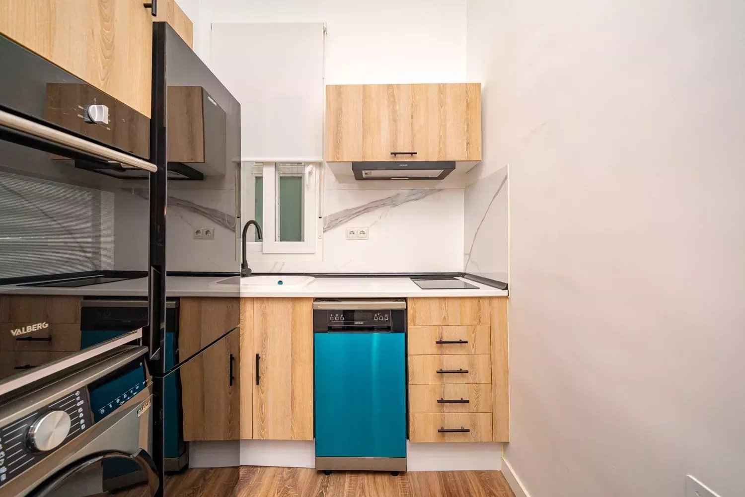 12275e9f6d384d70ac876ee409eeb9f0 b7796c6b11 1500 original - Attribut alt par défaut.