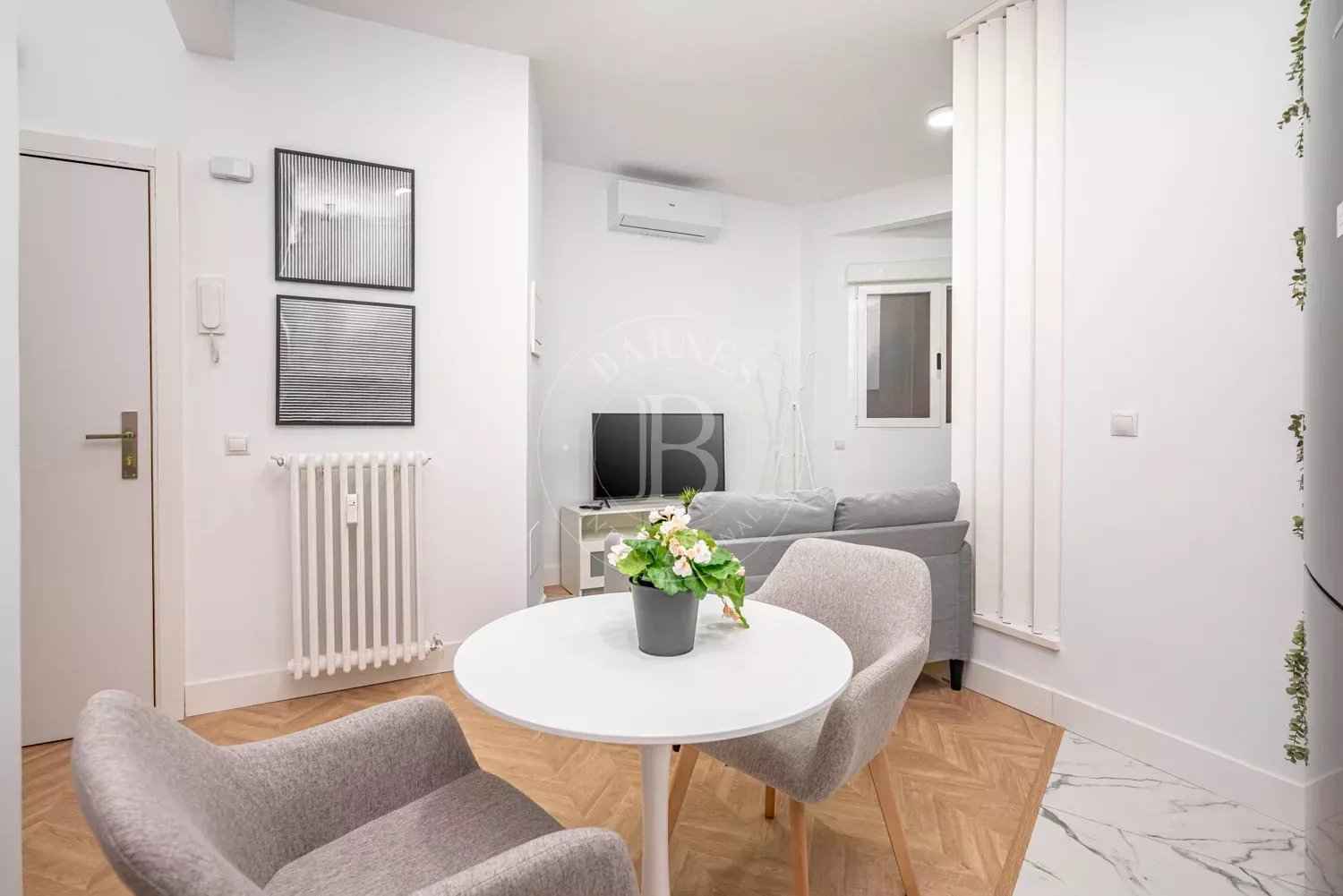 55af1096fa130306b675ea49b025c55c 4f4c47d480 1500 original - Attribut alt par défaut.