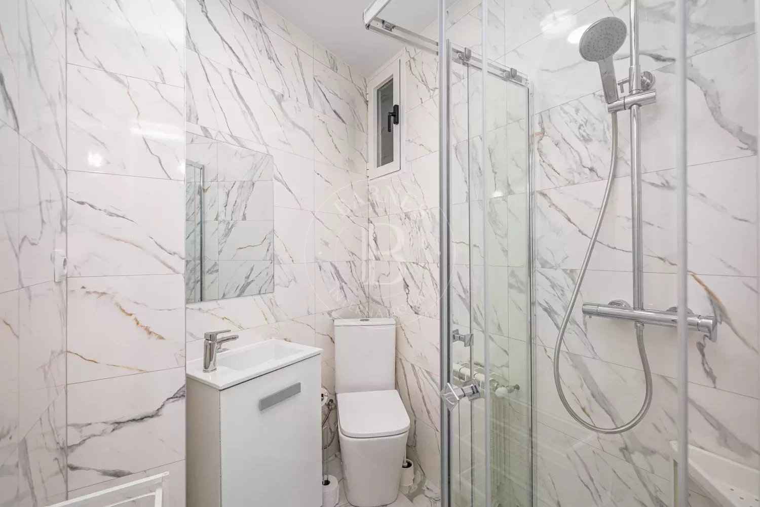 96f1aaaed9393268778b3c837bade6af db56720854 1500 original - Attribut alt par défaut.