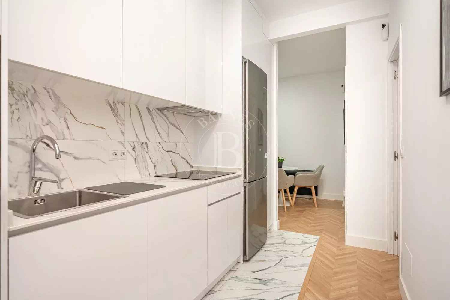 34b3390c4d8a1ebff4ee81907efbb489 3a6cc9ee05 1500 original - Attribut alt par défaut.