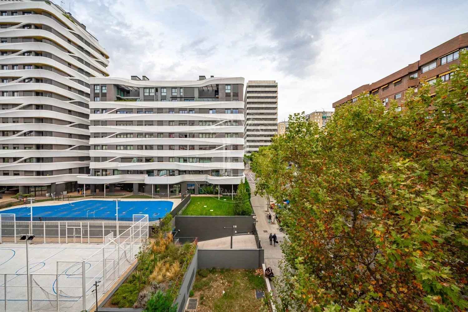 Bb3fc3a327d6cc0b8321120d14716517 d9b4f3dd22 1500 original - Translation missing: en.helpers.application.image_tag.default_alt