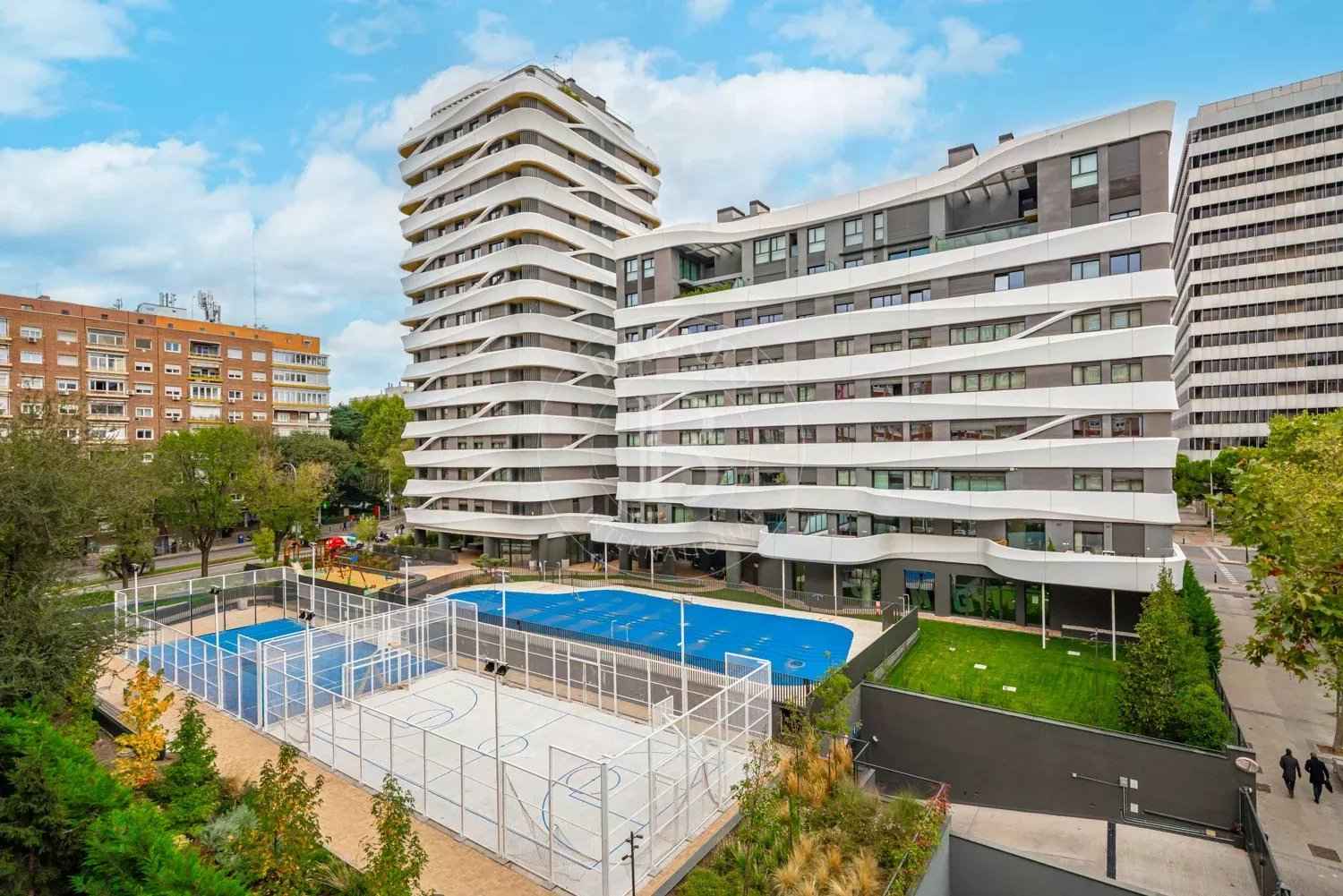 7e165b486ddefa388dad7f934113d5f7 36b46b3432 1500 original - Translation missing: en.helpers.application.image_tag.default_alt