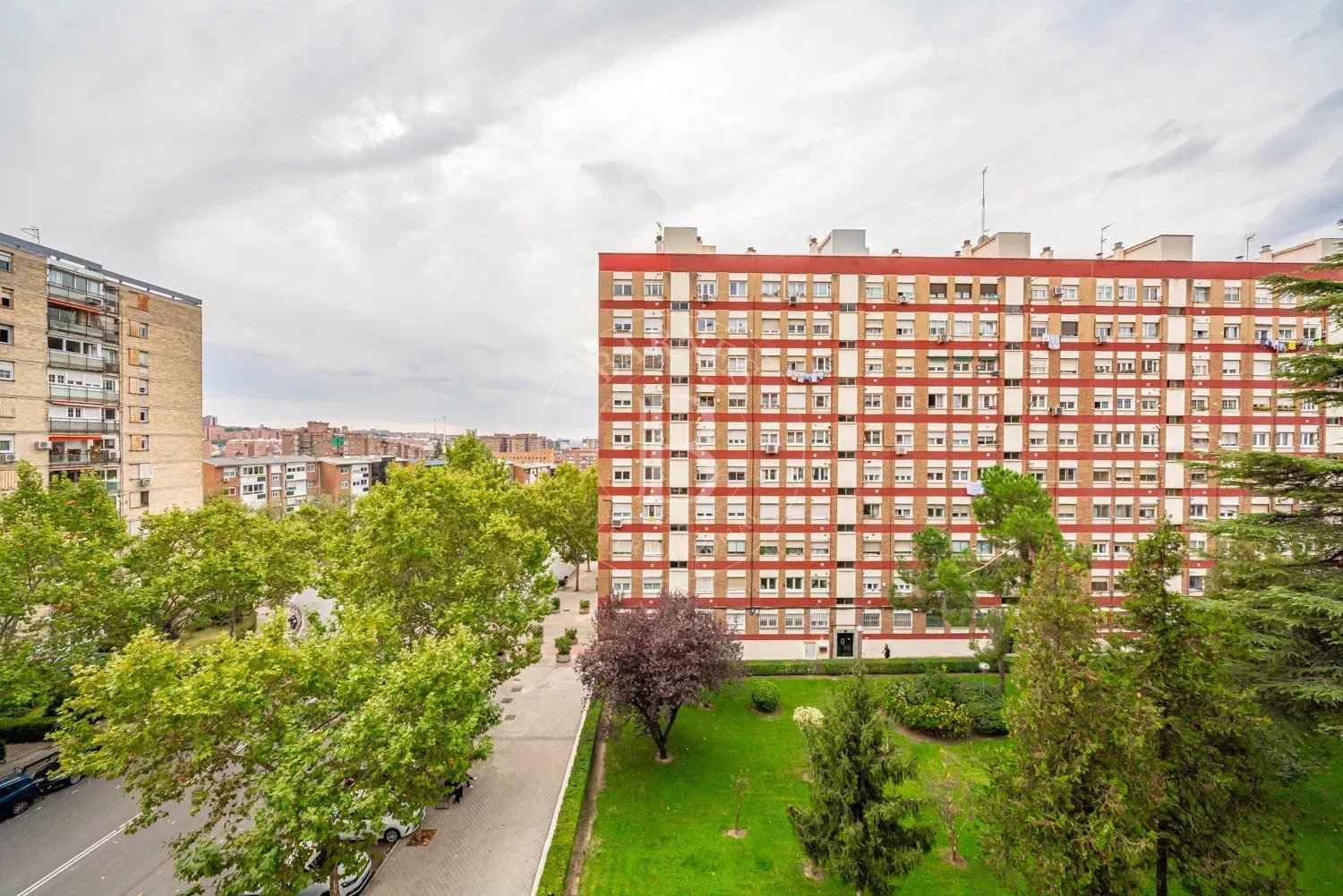 623abace86a7c0d00490de78514b5e72 538235d5af 1500 original - Translation missing: en.helpers.application.image_tag.default_alt