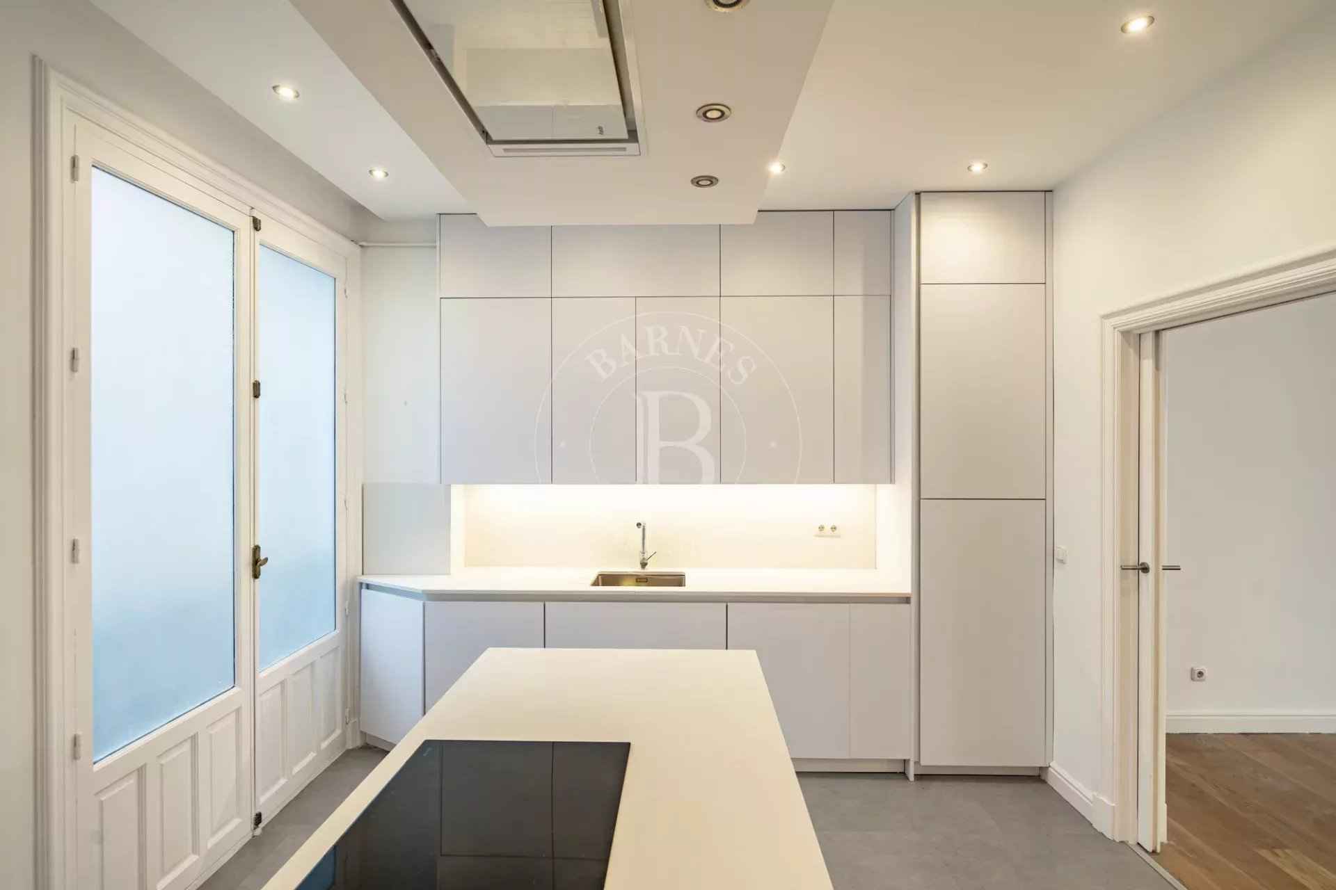 A2d932fe7376ad1ba7ba84e555ae53e8 63c01f8e2f 1920 original - Attribut alt par défaut.