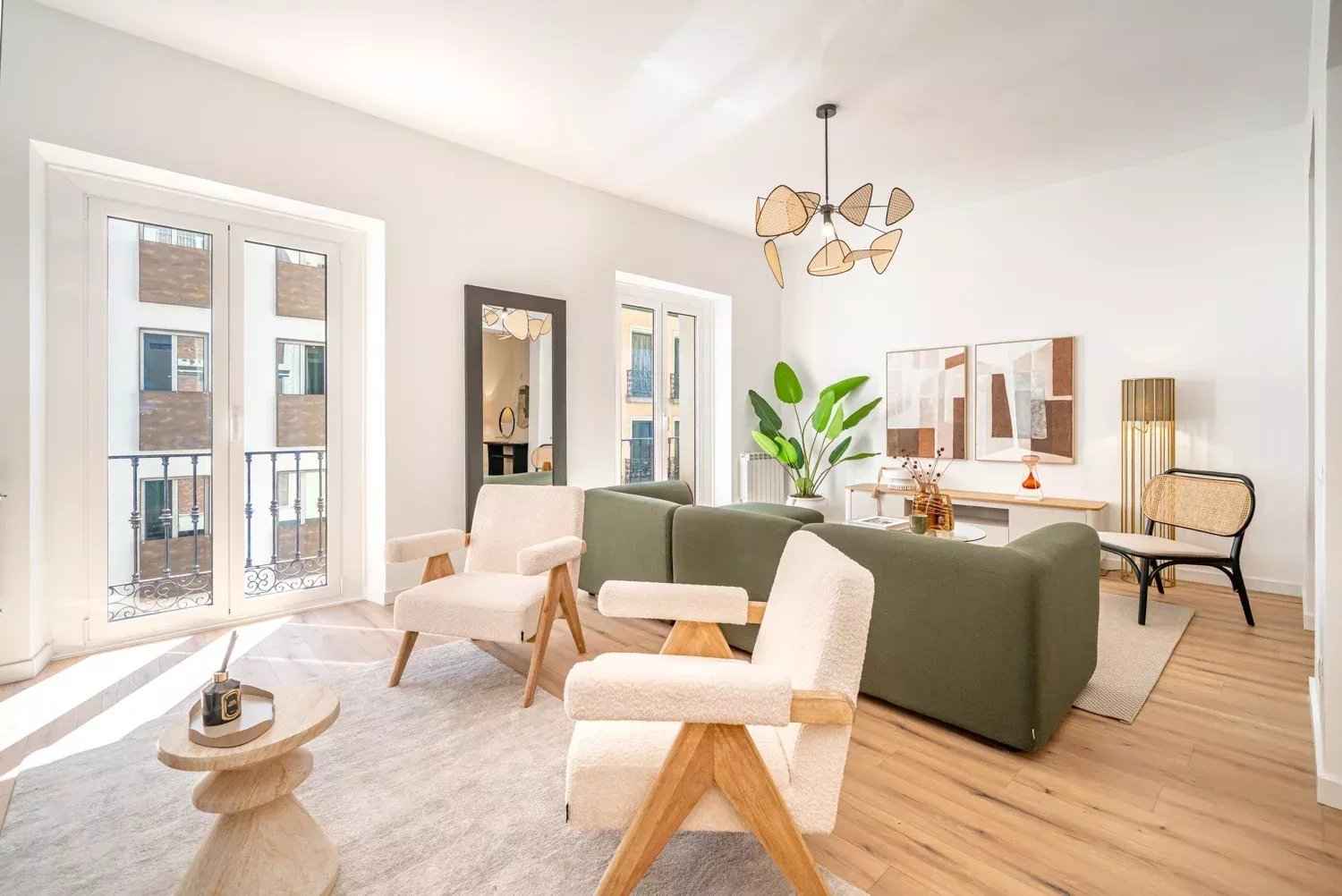 D7f2381ced8926add9dba8e2d3bf17fa ec558027fc 1500 original - Translation missing: en.helpers.application.image_tag.default_alt