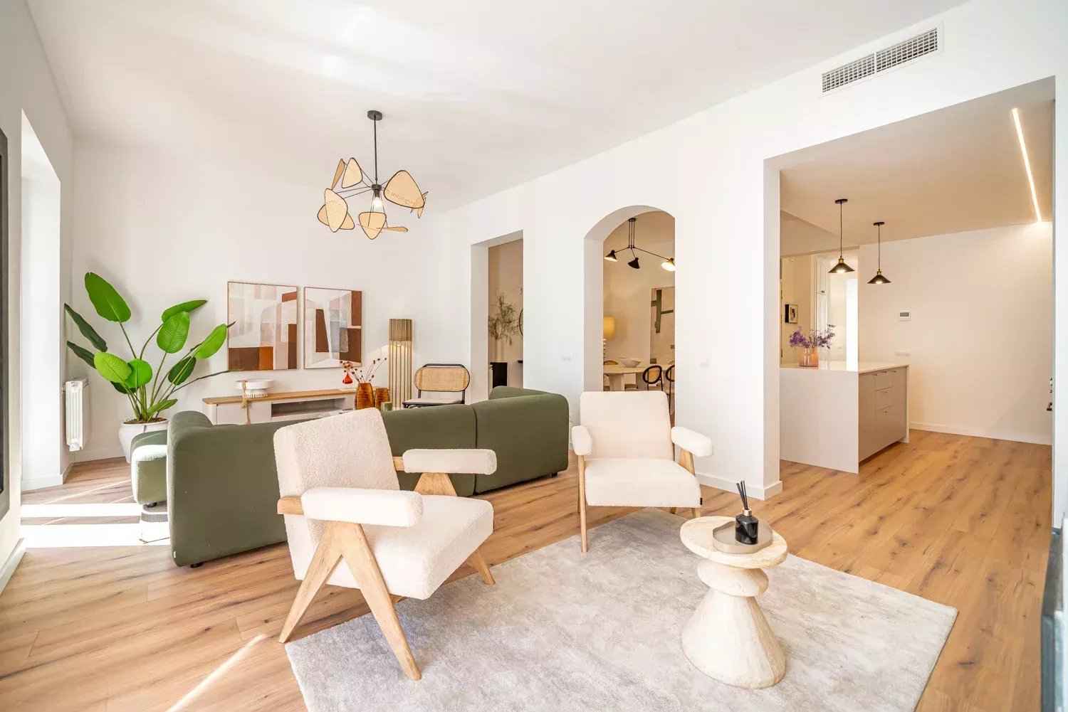 2ba832990b0b8cdc1b7ce2db36be9adb 5ba516281f 1500 original - Translation missing: en.helpers.application.image_tag.default_alt