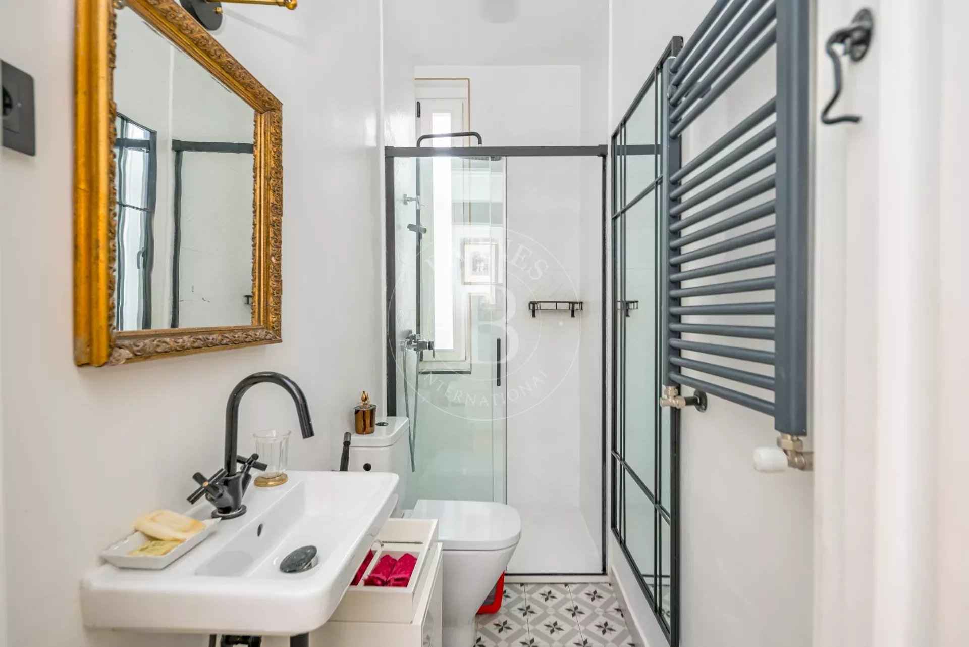 2f1959b1e2aaf260e0125f47e313e70d 35c45749c9 1920 original - Attribut alt par défaut.