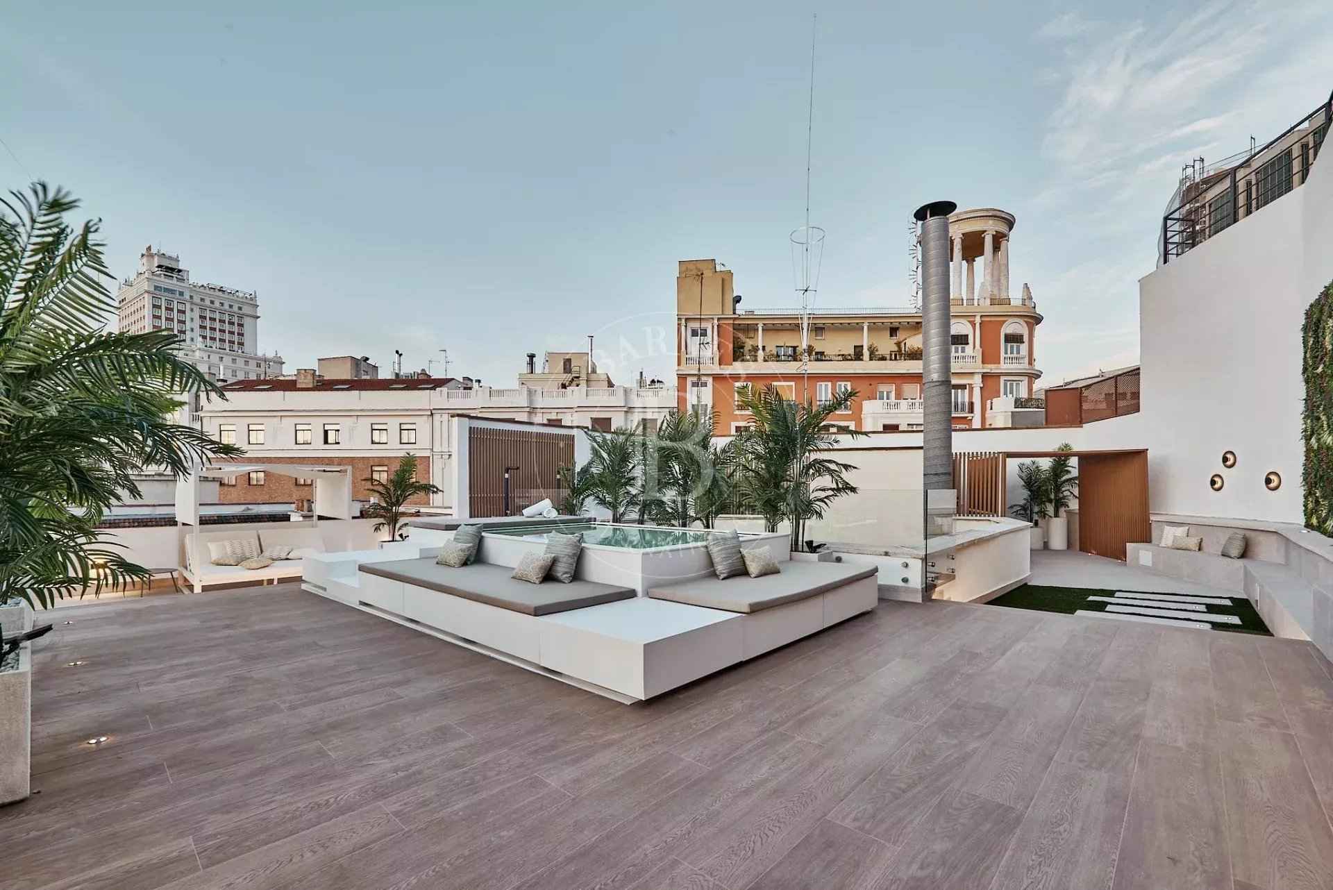 315784e15547ab8b446ca297c383a6d9 253bf93dc2 1920 original - Attribut alt par défaut.