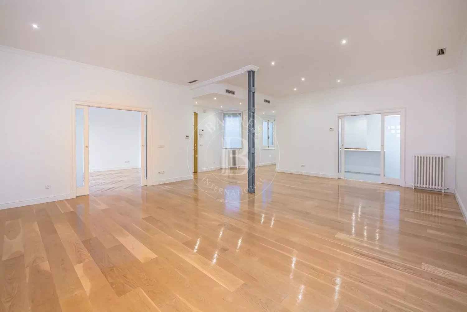 A03796e670bc0a51828d49d81b919b67 b341c490d1 1500 original - Attribut alt par défaut.