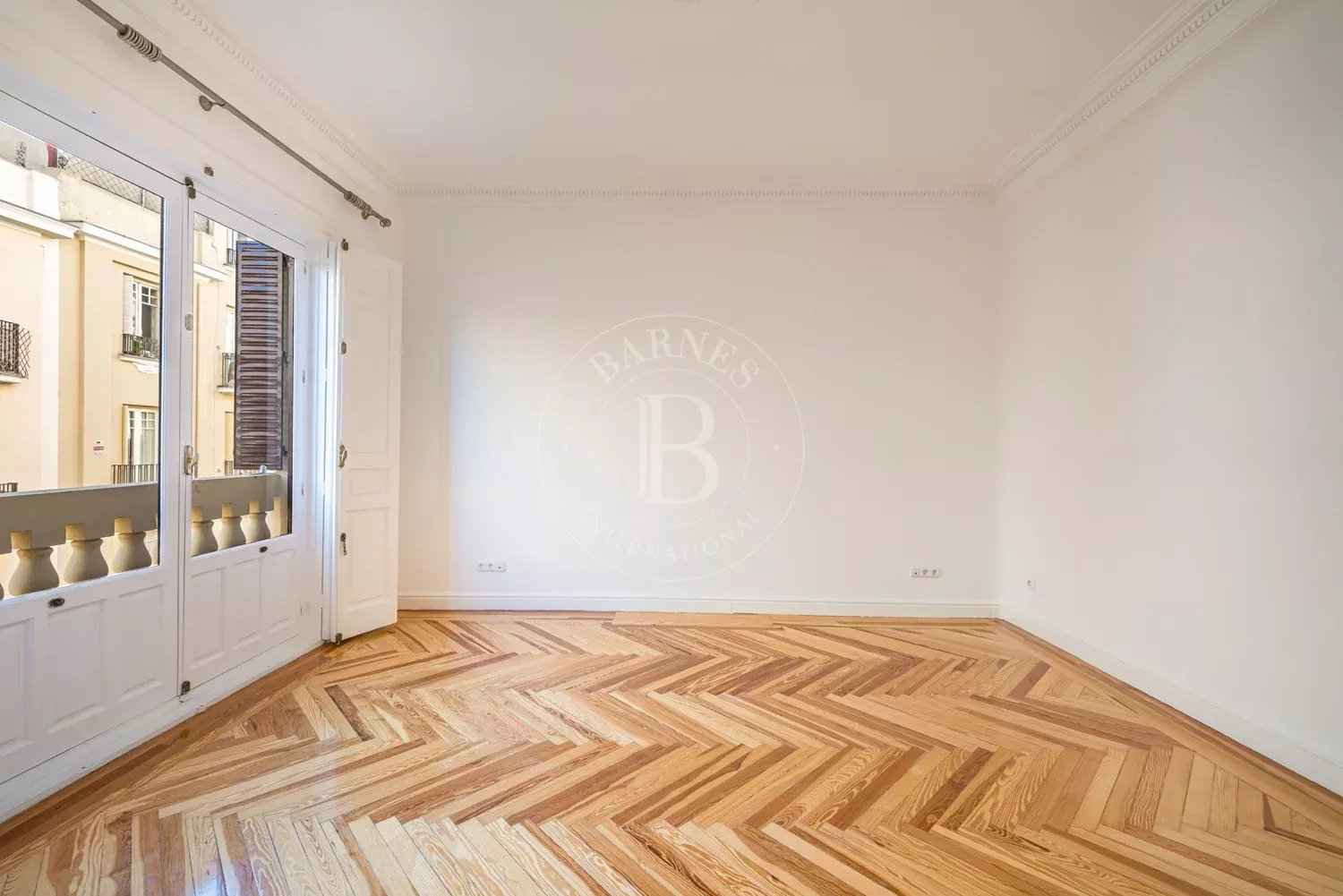 07c8ca7d27af539f7dbb9fb05c4d9b32 589a799aa2 1500 original - Attribut alt par défaut.