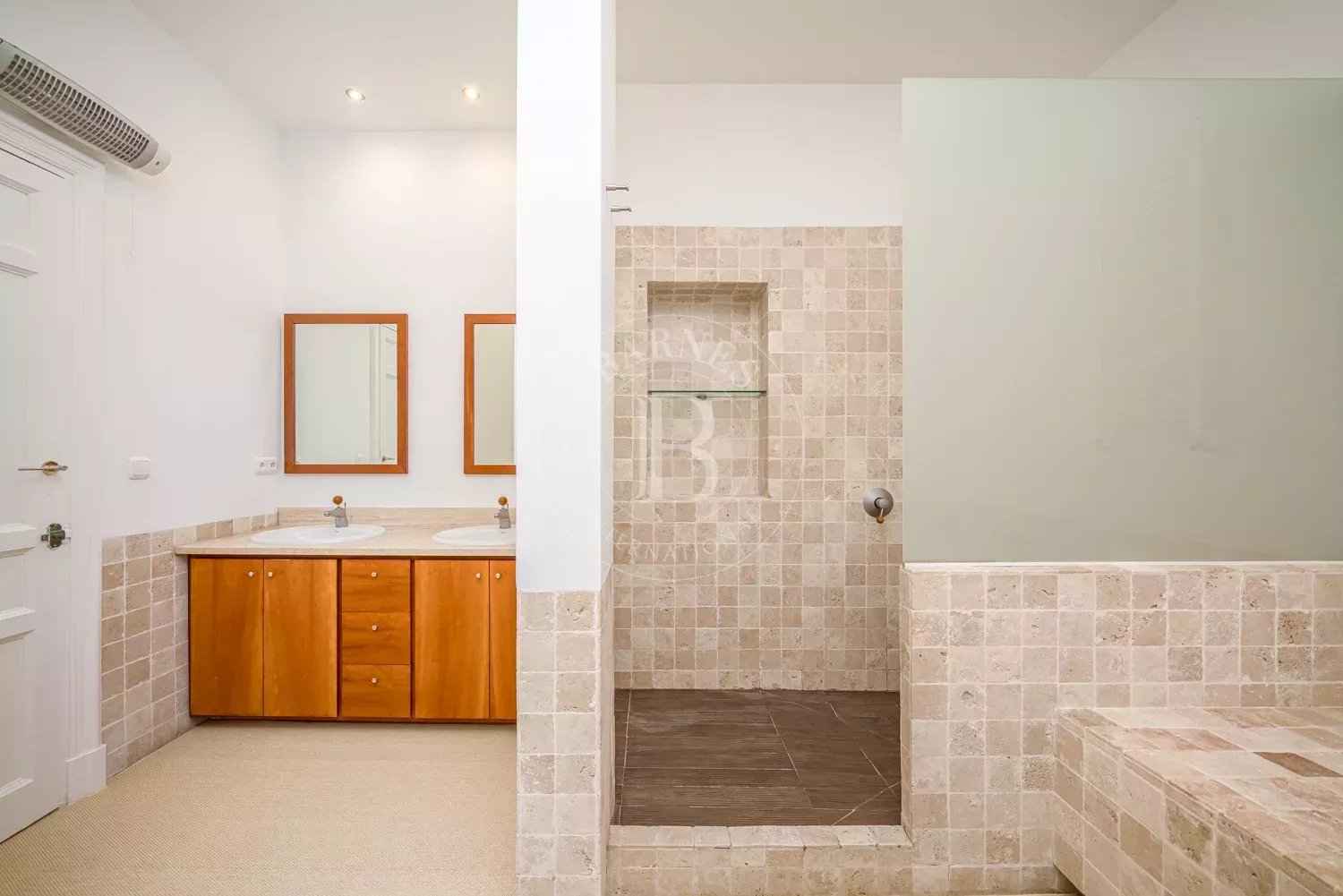 D7ac1fdbd5659d208e1c250c9d441e4c 7ed3ca687c 1500 original - Attribut alt par défaut.