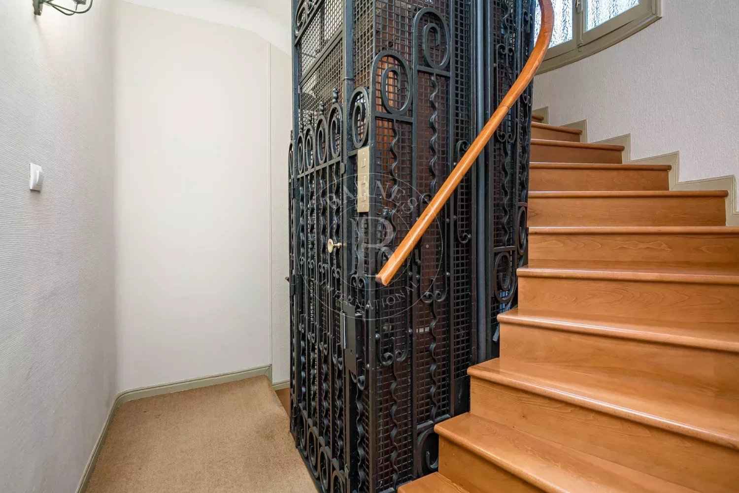 98ee4a1364a67d84d1615a4697846357 77ebabe2ae 1500 original - Attribut alt par défaut.