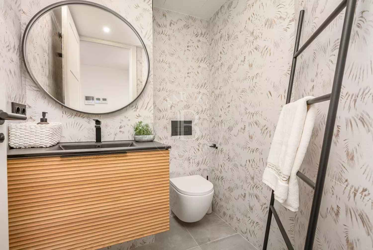 C31a06fb9b0ca3df8dd942cc91fda6c5 a1056efd8c 1500 original - Attribut alt par défaut.