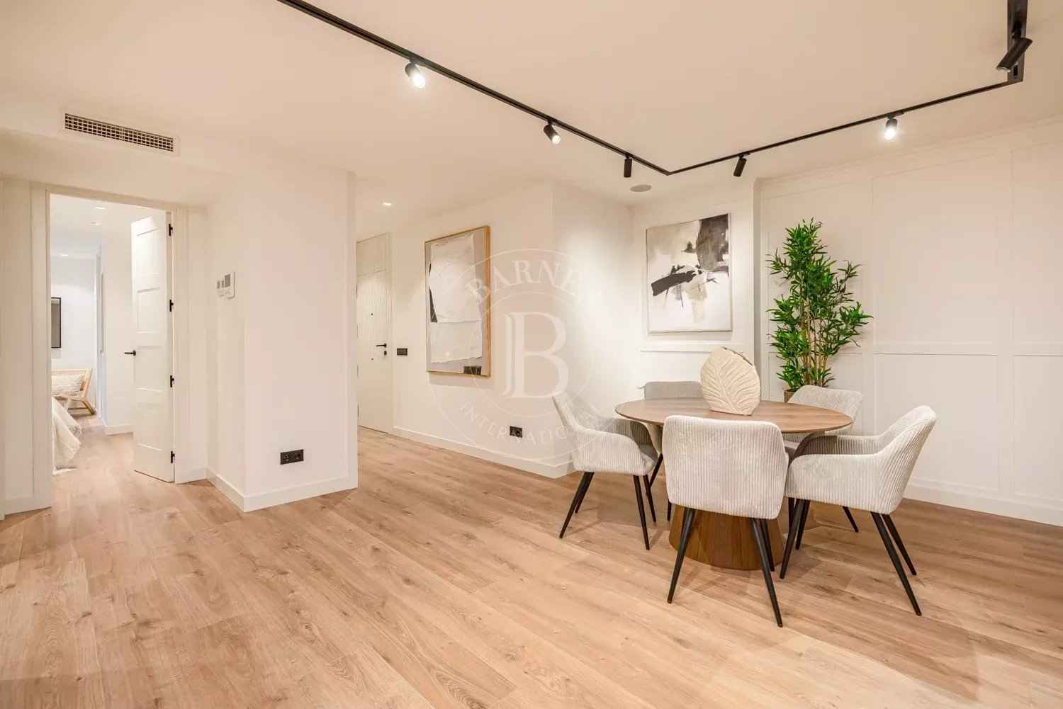 0845a2b1ae1bccd5247d20ad8c270a68 d503bd1b89 1500 original - Attribut alt par défaut.