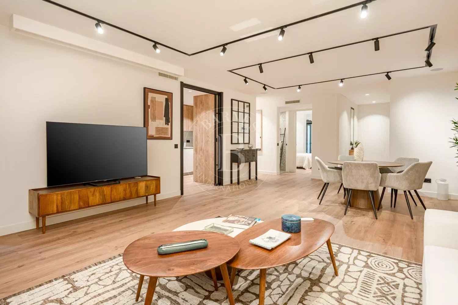 D7e4a2cad6767138358cb0e289f3c940 b7d549eaf1 1500 original - Attribut alt par défaut.