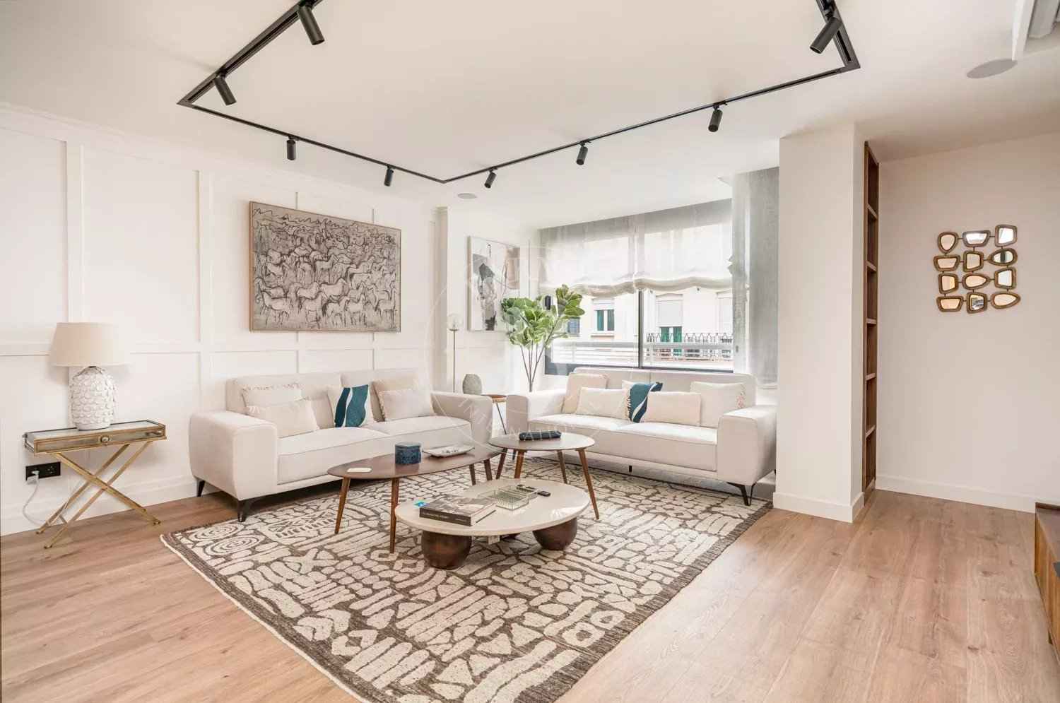 2de7a01a53caa33bbd831c842e81e600 f2678467c8 1500 original - Attribut alt par défaut.