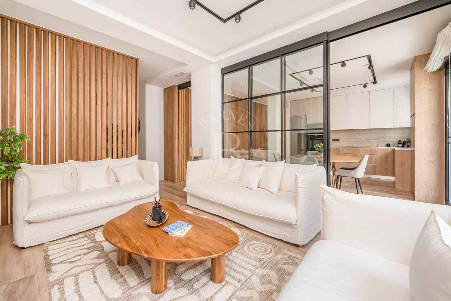 285ad306443a2598b9ccc8701f82d4fc 34fc57ad74 1500 original - Attribut alt par défaut.