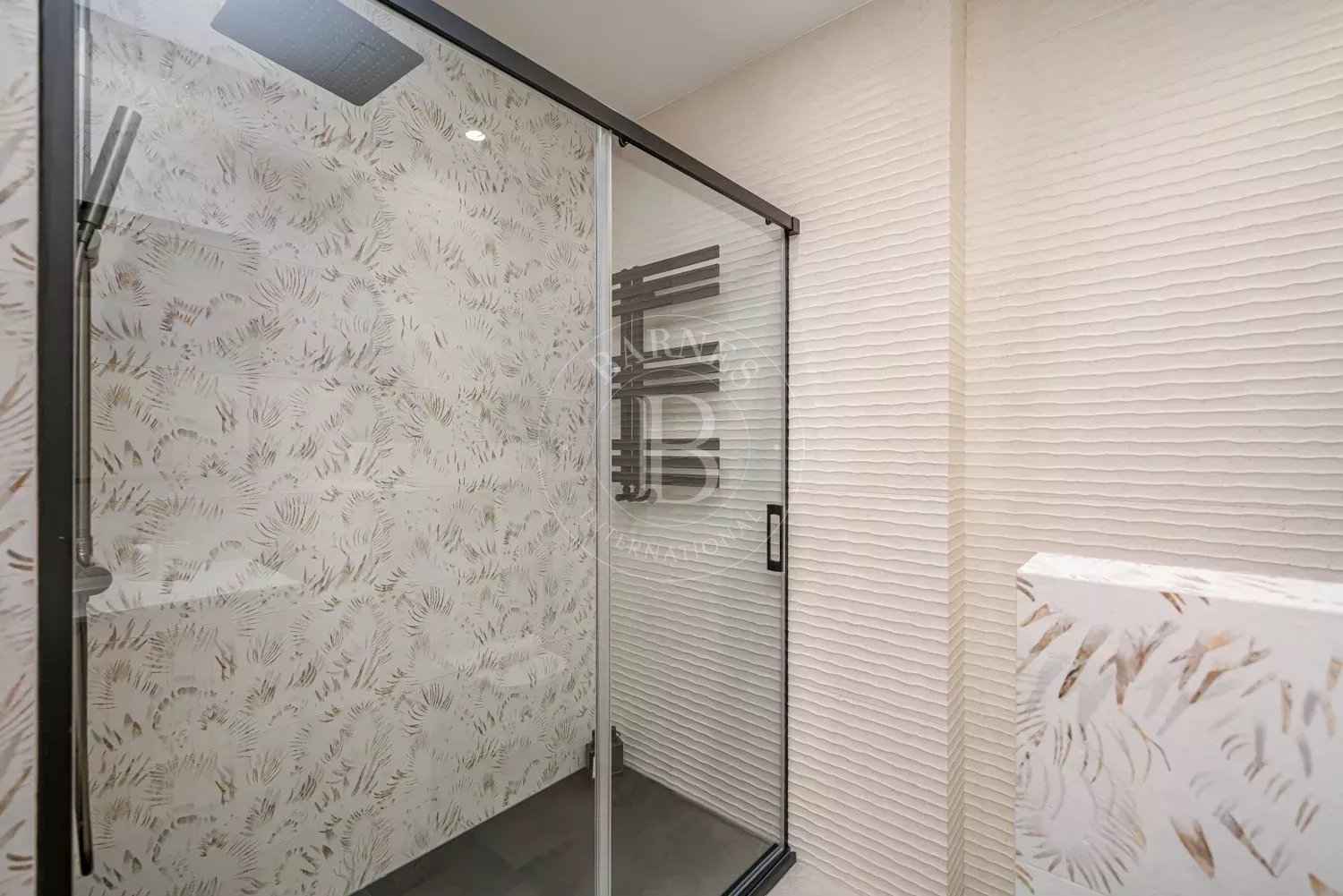 A104e54a874405ec0cef297c0b061e82 e84fbb7a6d 1500 original - Attribut alt par défaut.