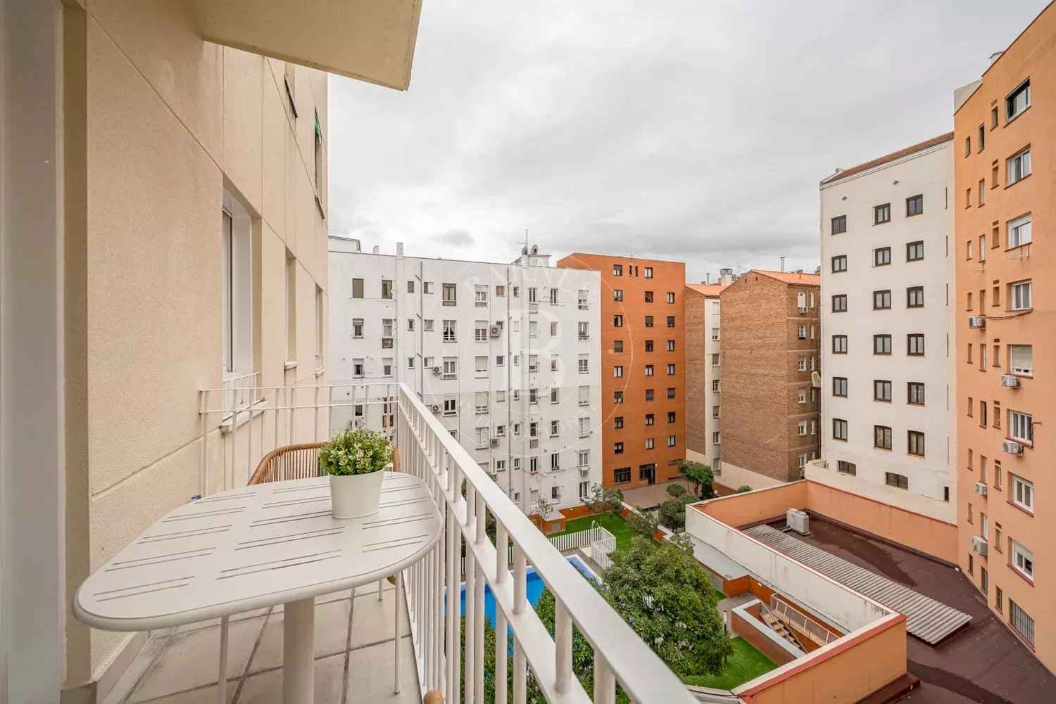 340eedcf8f7542fc1f9923f9a93b5775 5ccbcb0fc3 1500 original - Attribut alt par défaut.