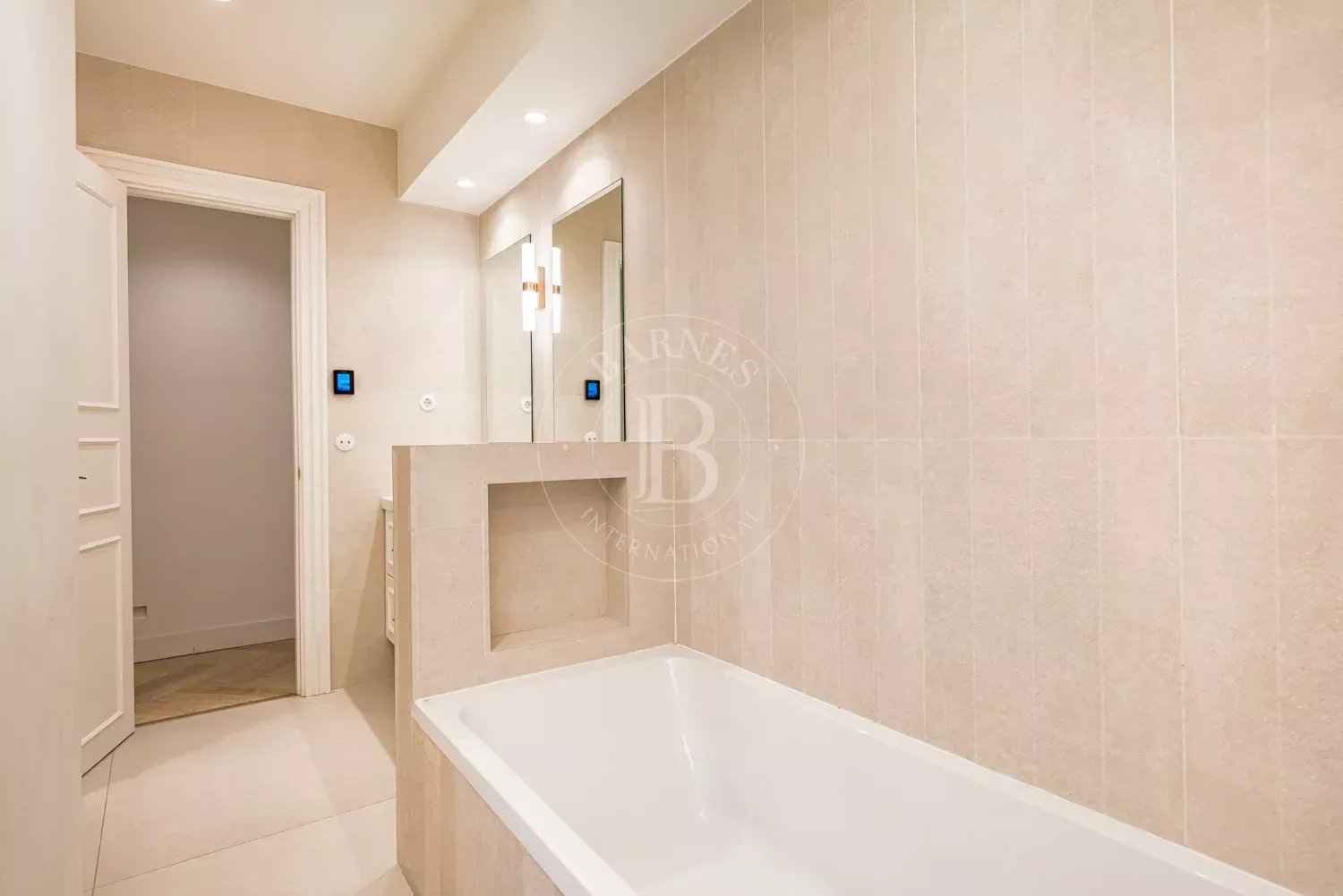 Ebeef3df243a2608a1791a102f321e33 3ee6341178 1500 original - Attribut alt par défaut.