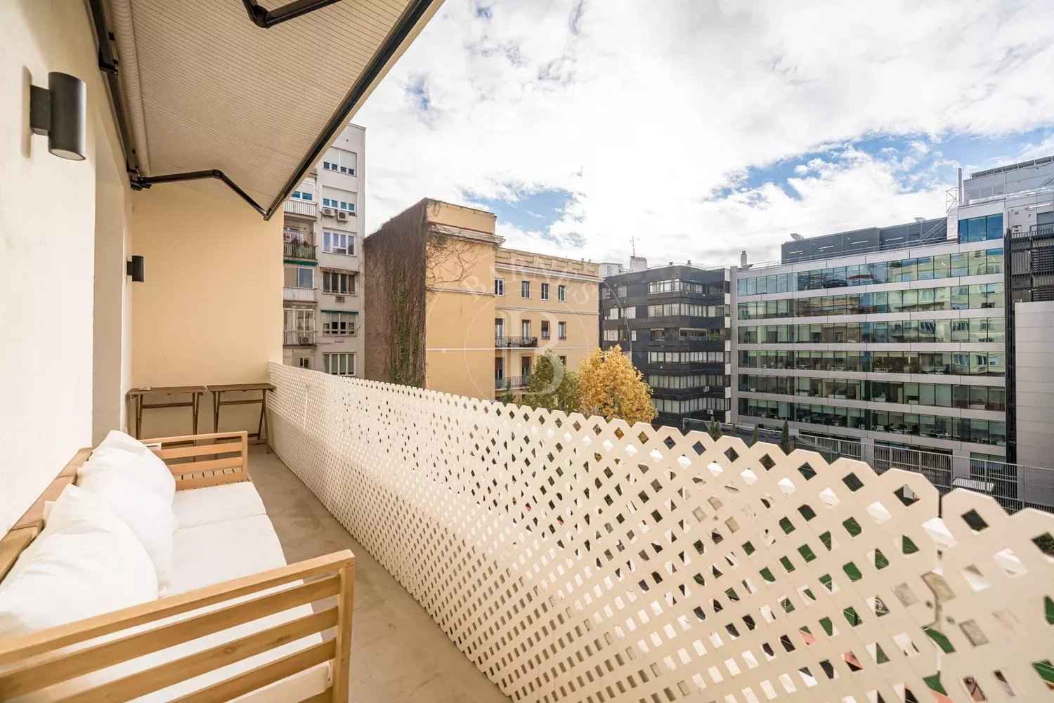 Ac035daac32531e35c17e5a31f1abd23 6b83a2a4d2 1500 original - Attribut alt par défaut.