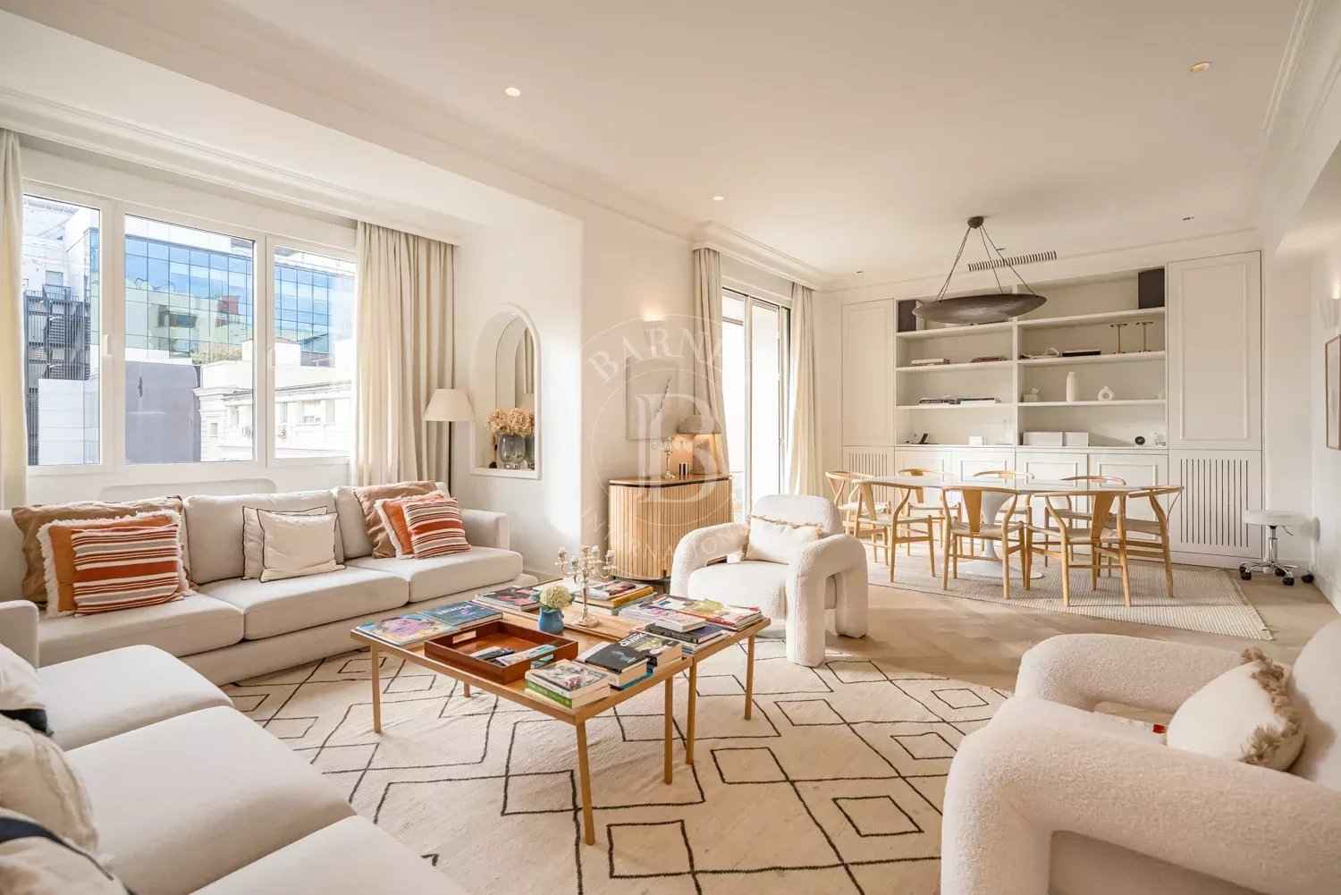 2165bd2d34ee4013b8fe2c6932f0026c 41d885a58d 1500 original - Translation missing: en.helpers.application.image_tag.default_alt