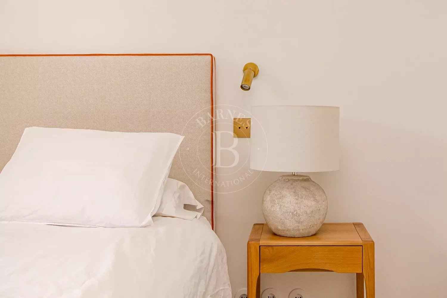 1aa79056233c76bec372c47fc7c6cf21 589211cc2b 1500 original - Attribut alt par défaut.