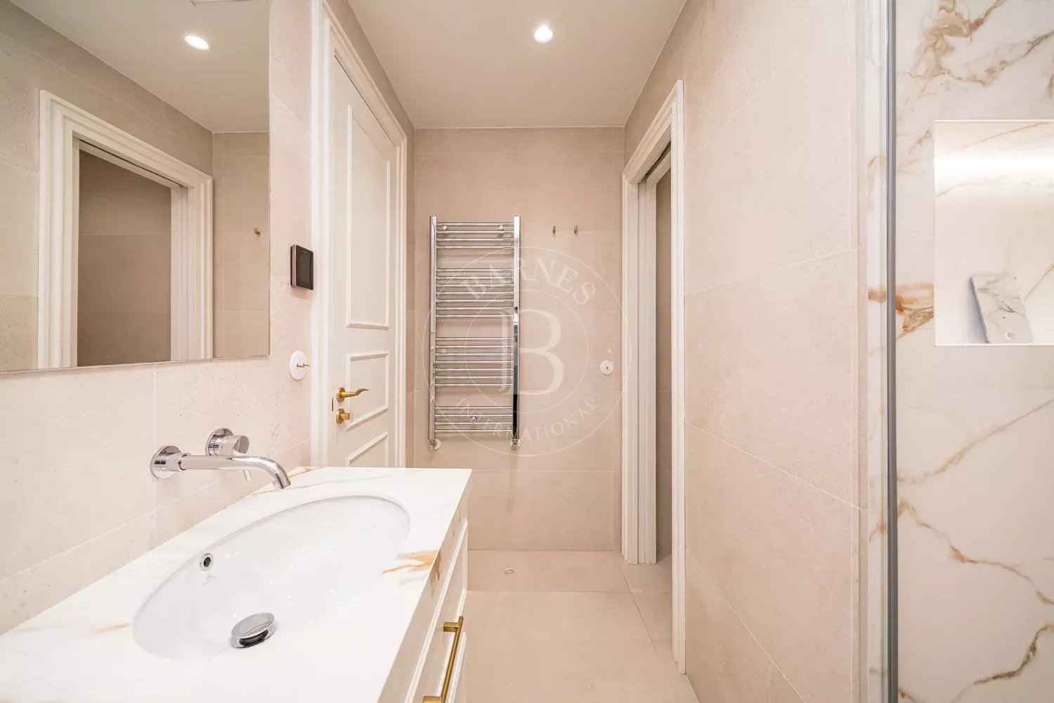 C87a78a8a4f24f08e83cf5f844d6f49d c3d35da497 1500 original - Attribut alt par défaut.